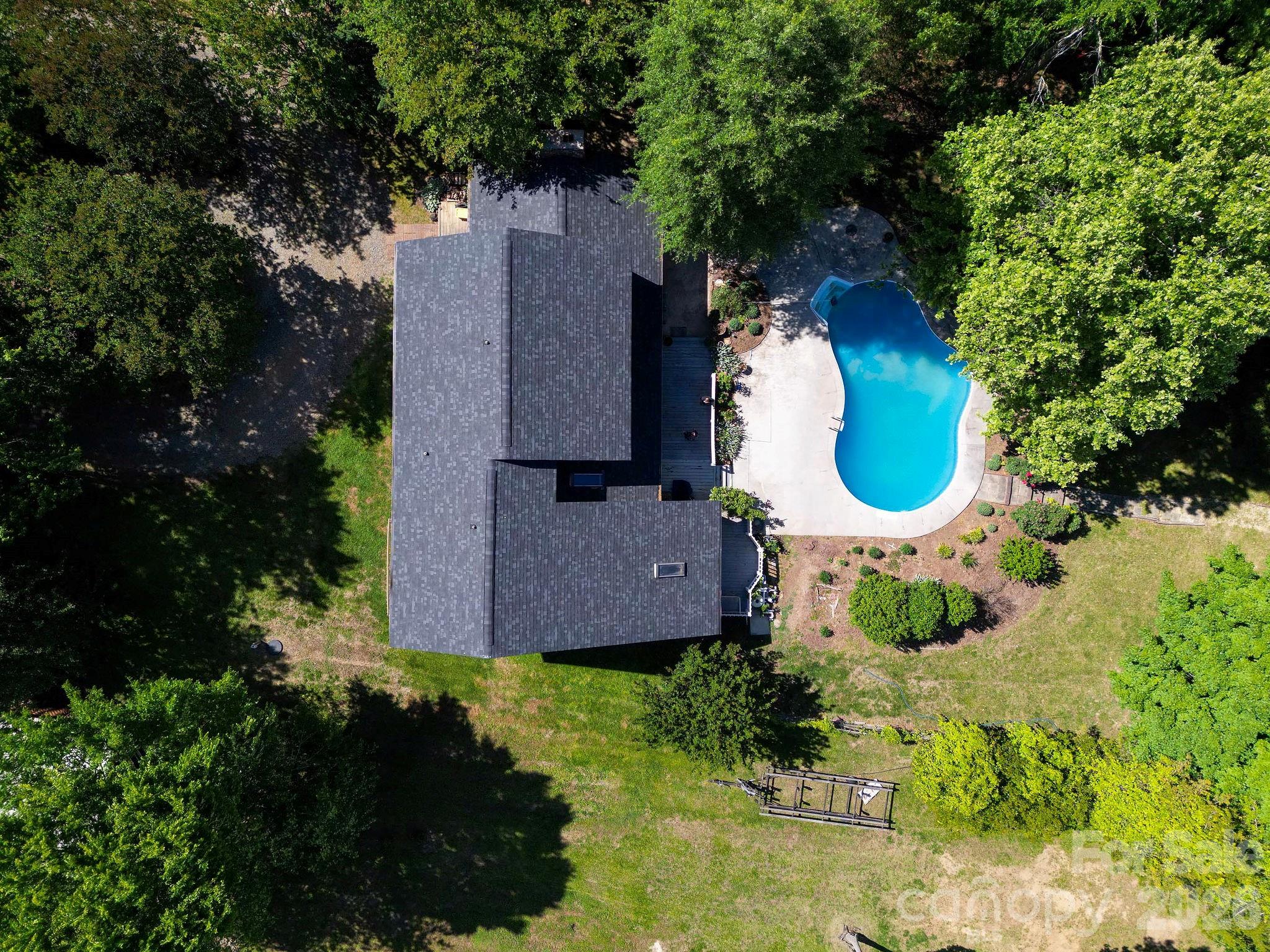 540 Waters Road Property Photo 3