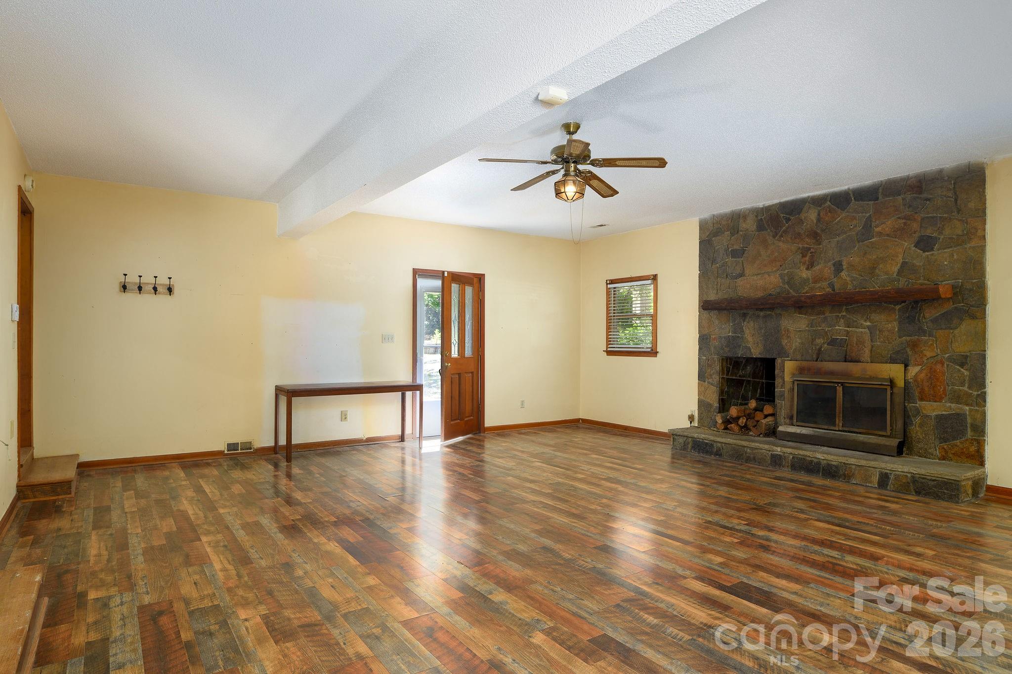 540 Waters Road Property Photo 12