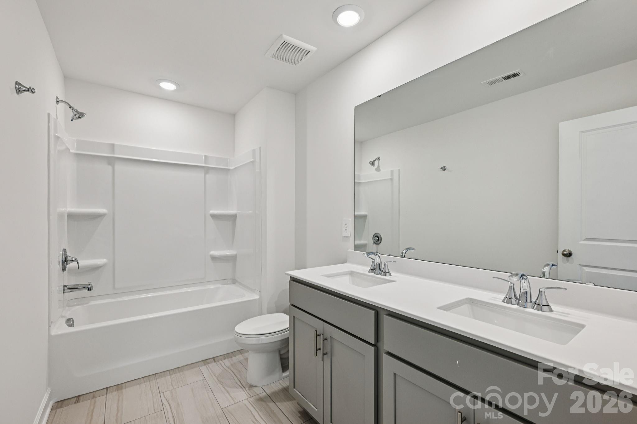 2434 Maxton Drive Property Photo 19