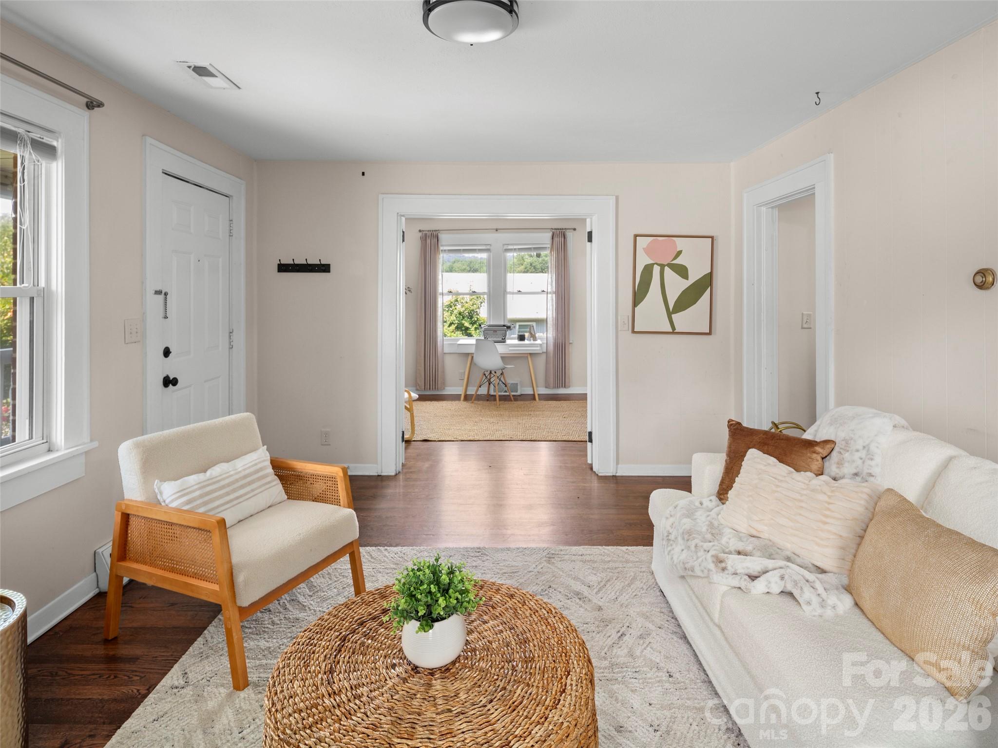 49 East Street Property Photo 7