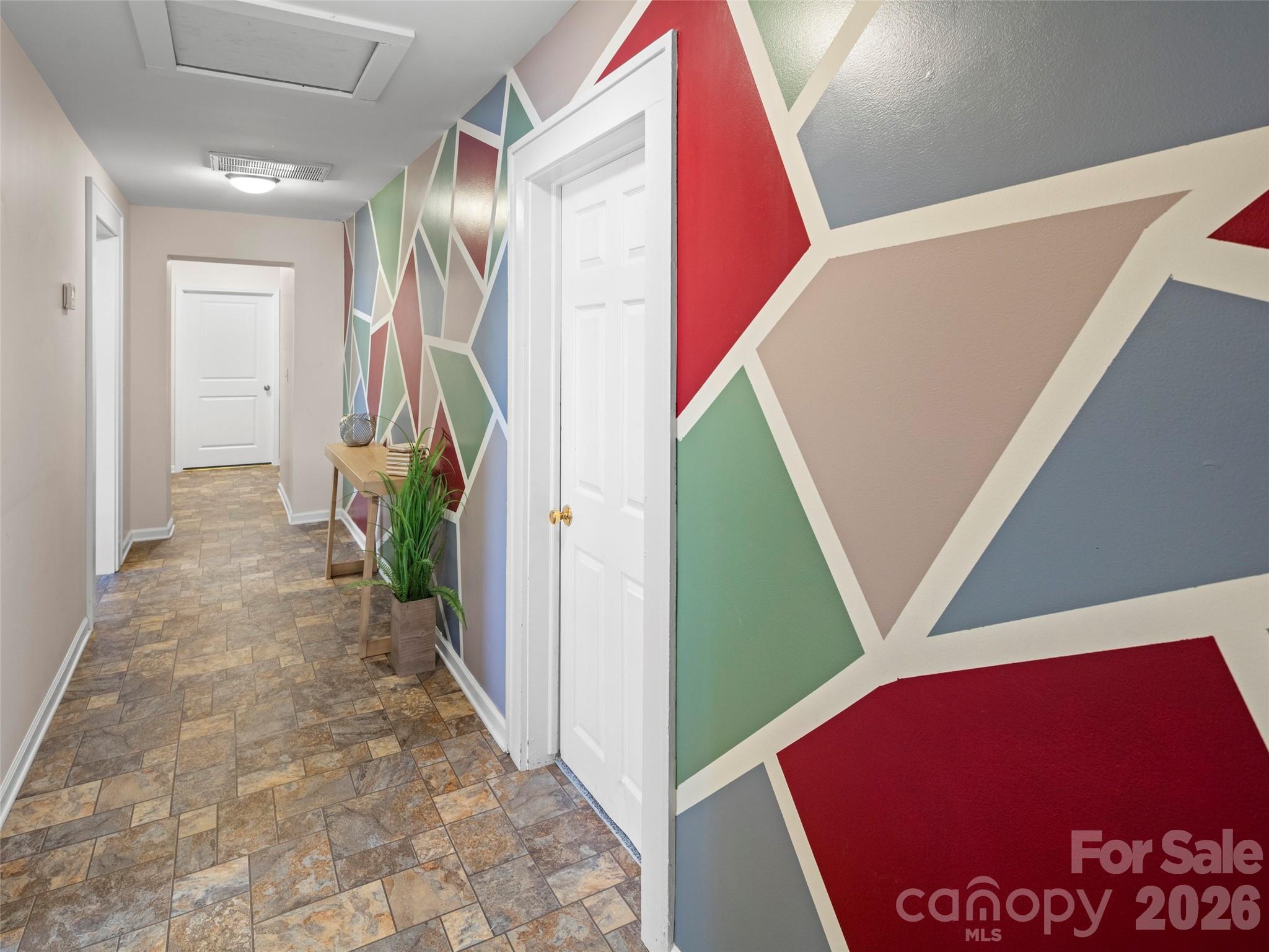 49 East Street Property Photo 14