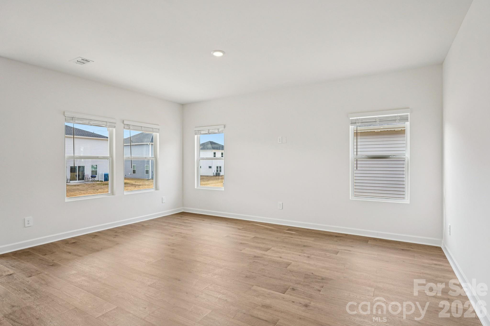 2424 Maxton Drive Property Photo 3