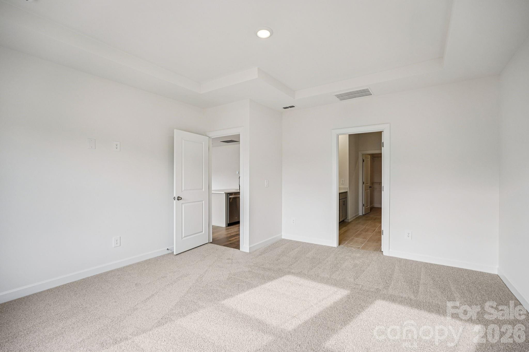 2424 Maxton Drive Property Photo 17