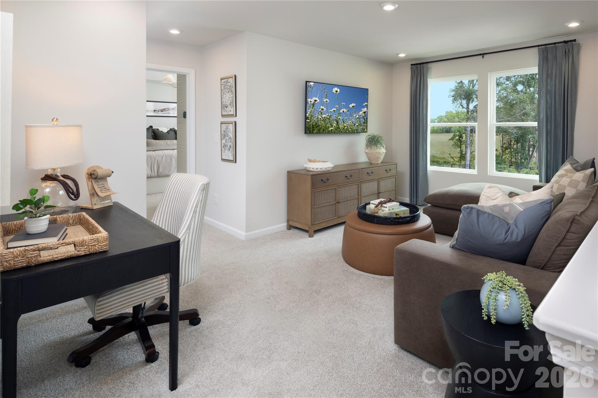 1305 Vibrant Road Property Photo 2
