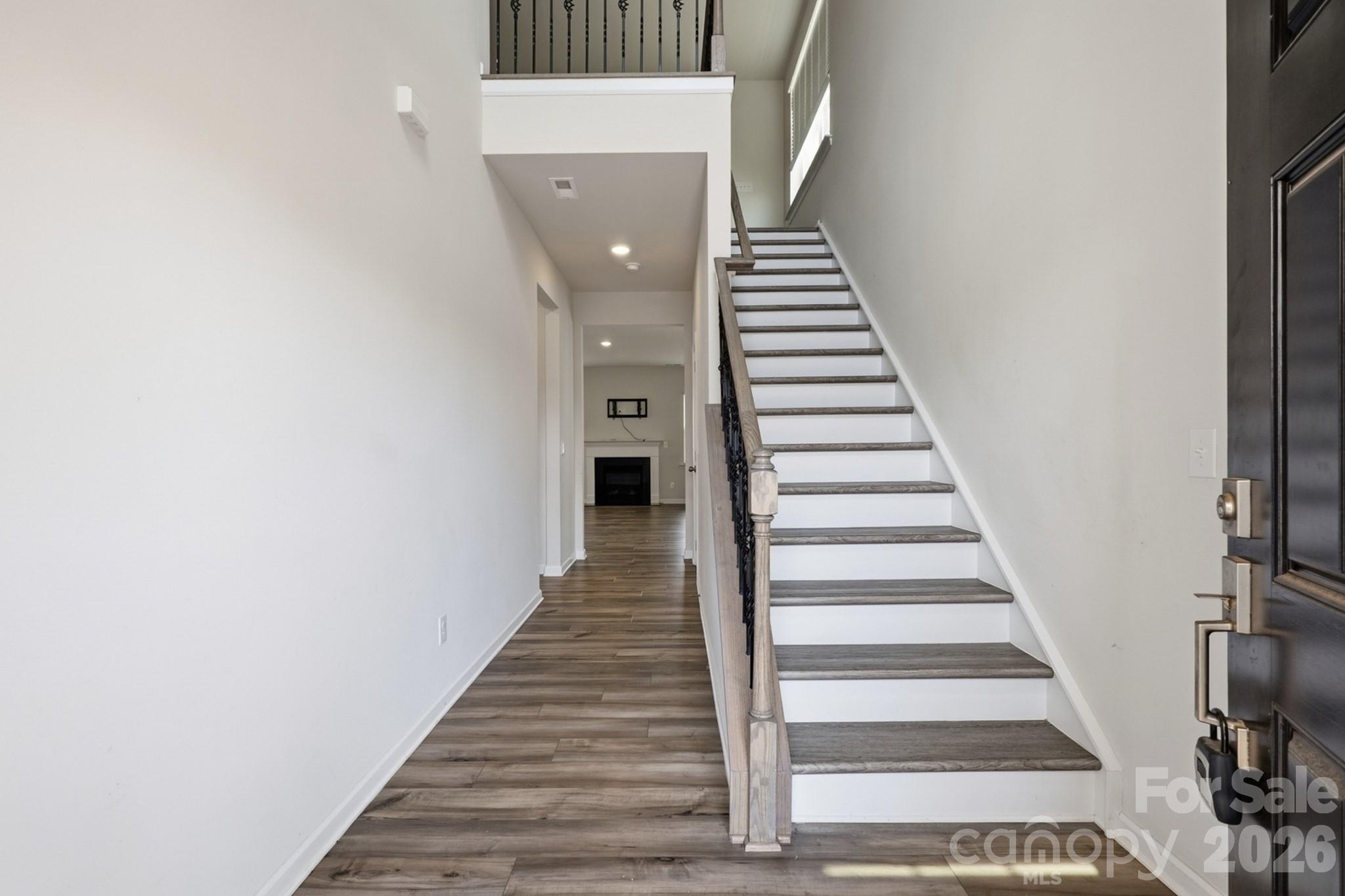 7412 Echoing Hills Lane Property Photo 14