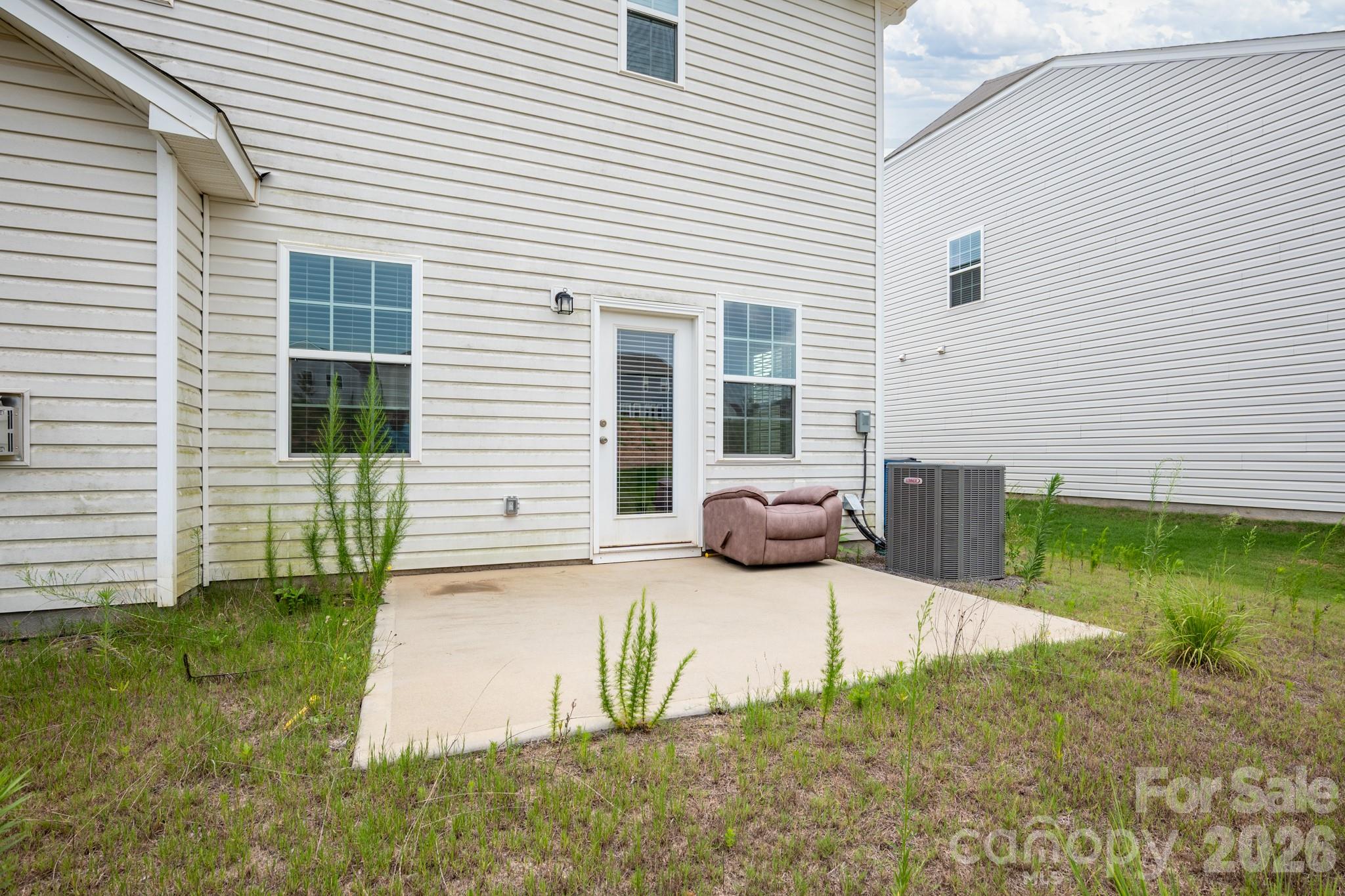 7412 Echoing Hills Lane Property Photo 27