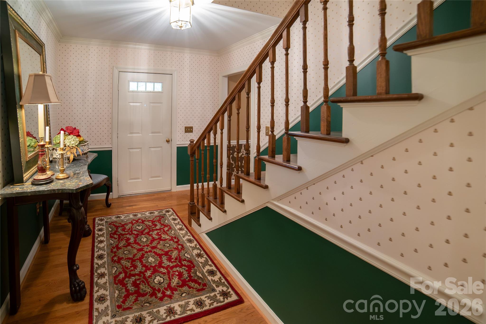 417 Stonecroft Drive Property Photo 4
