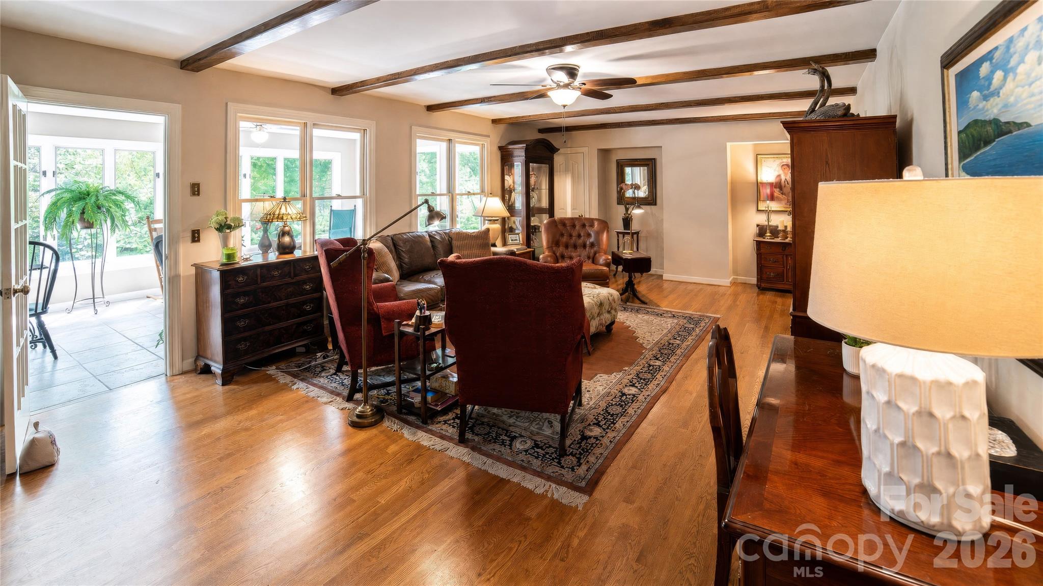 417 Stonecroft Drive Property Photo 7