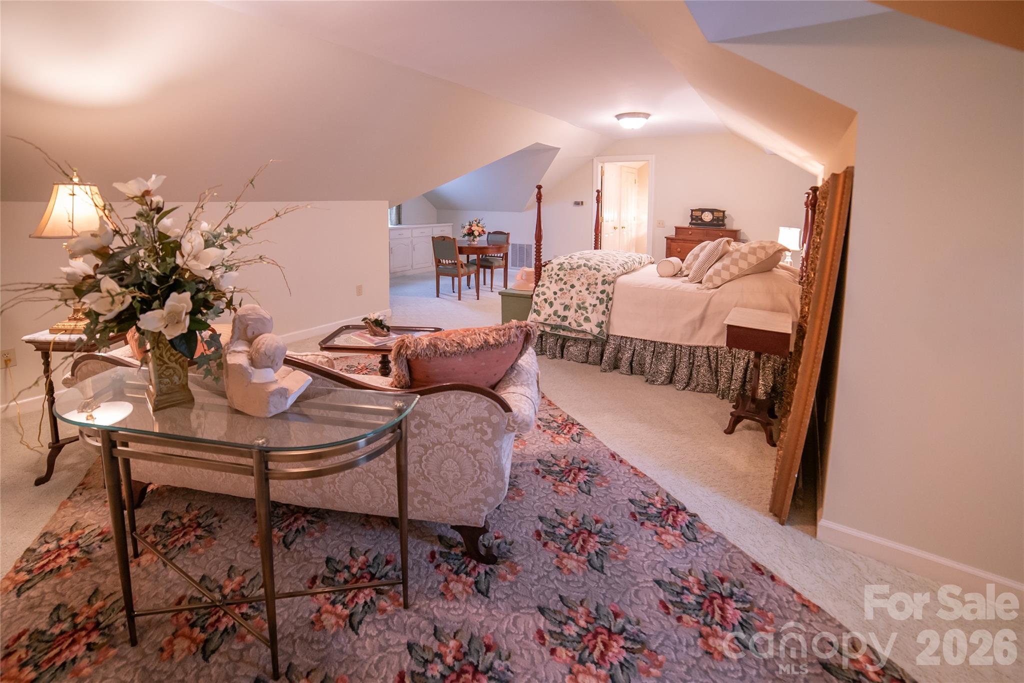 417 Stonecroft Drive Property Photo 30