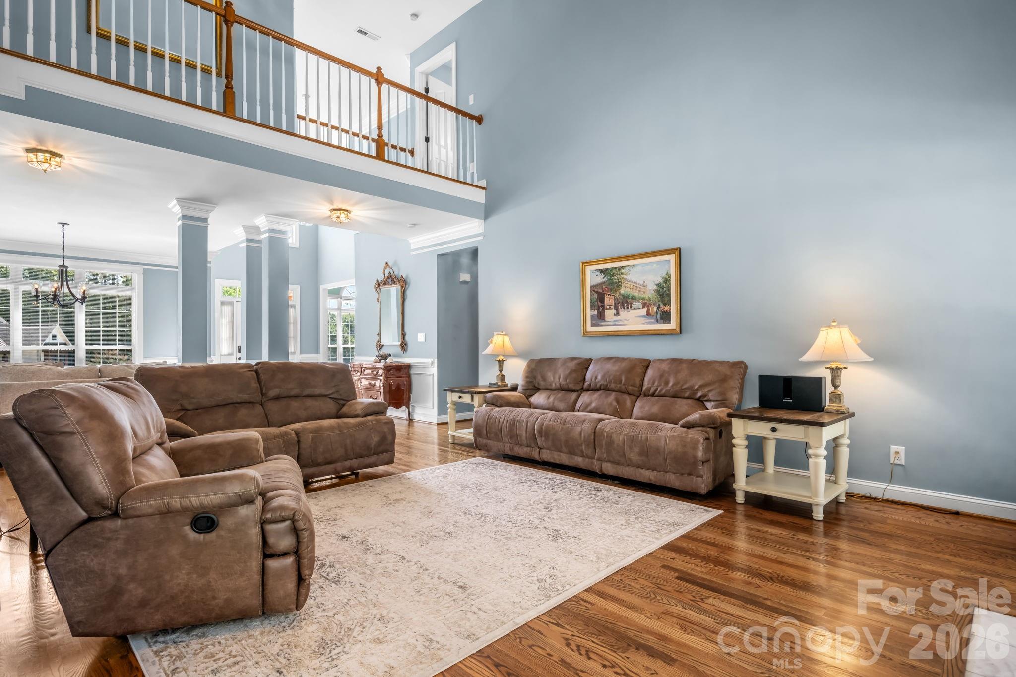 1025 N Shore Drive Property Photo 4