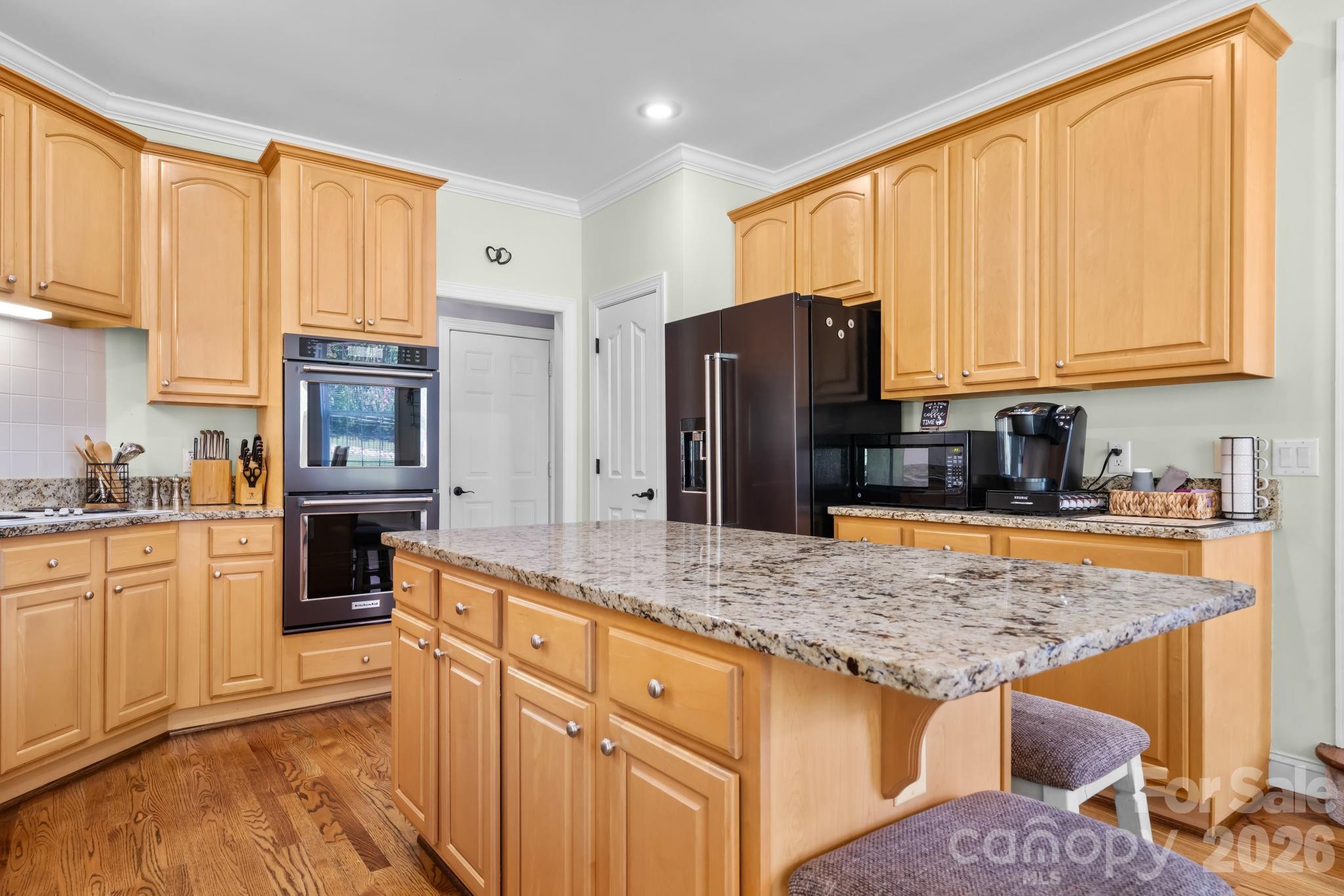 1025 N Shore Drive Property Photo 17