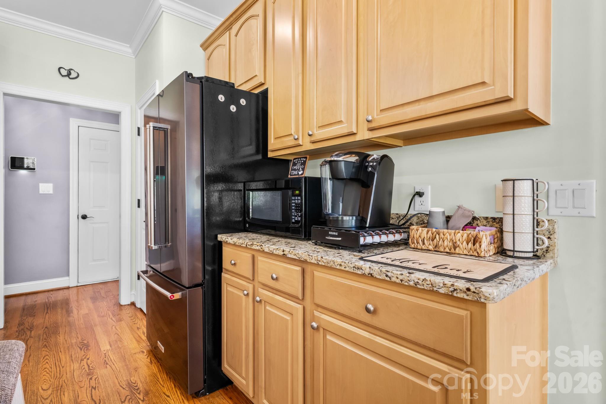 1025 N Shore Drive Property Photo 18