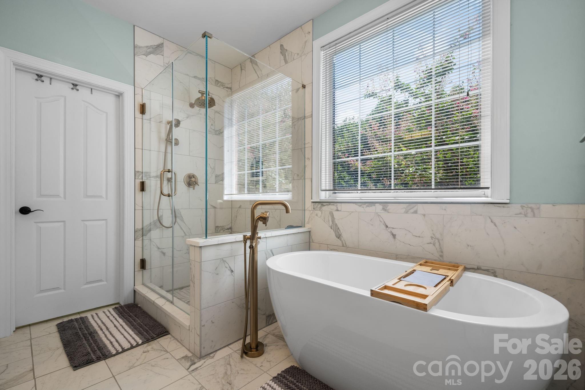 1025 N Shore Drive Property Photo 25