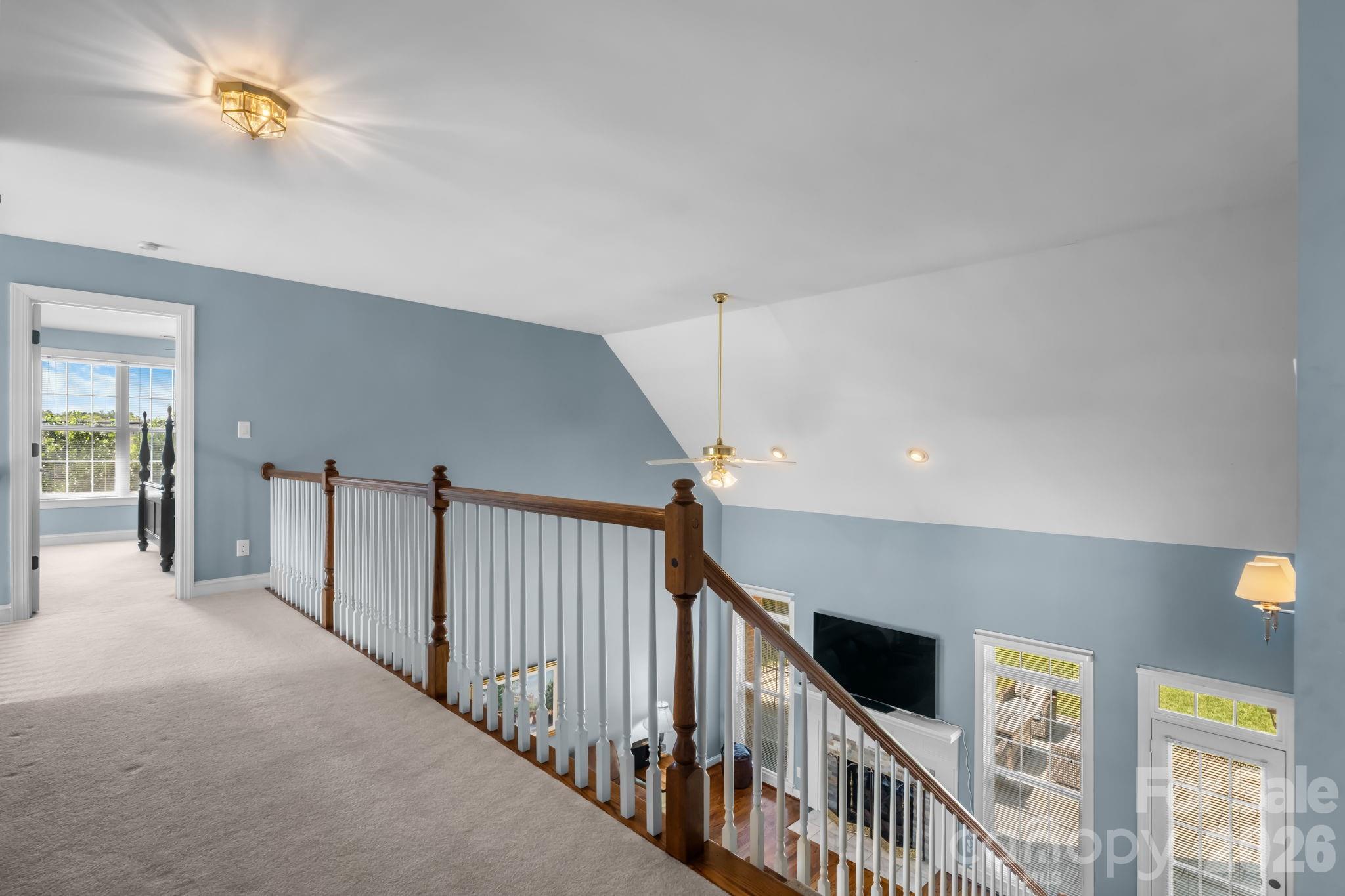 1025 N Shore Drive Property Photo 31