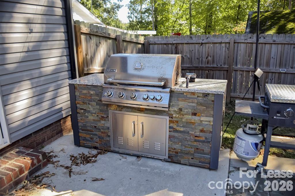 2514 Haven Street Property Photo 13