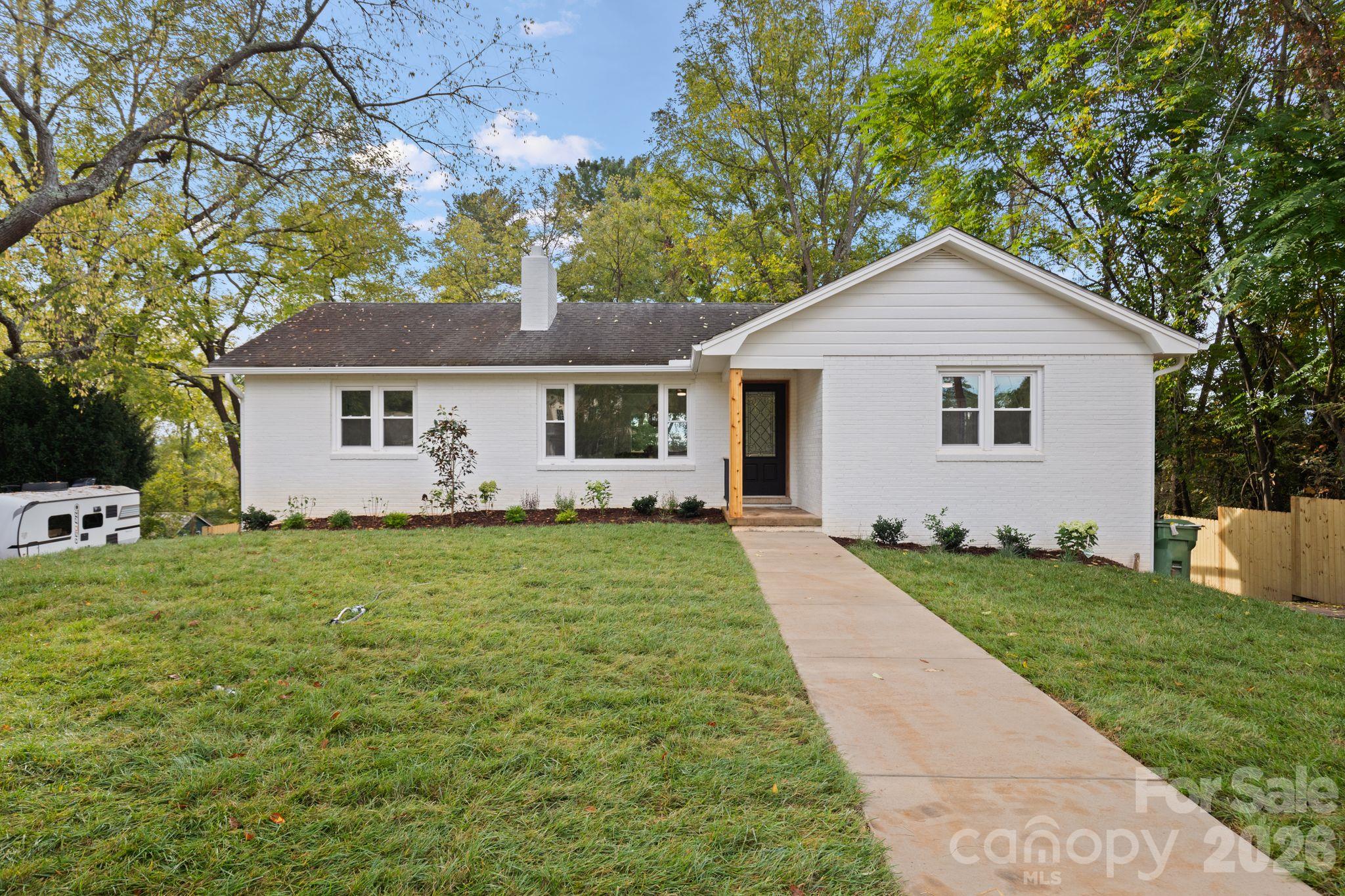 80 Clarendon Road Property Photo 1