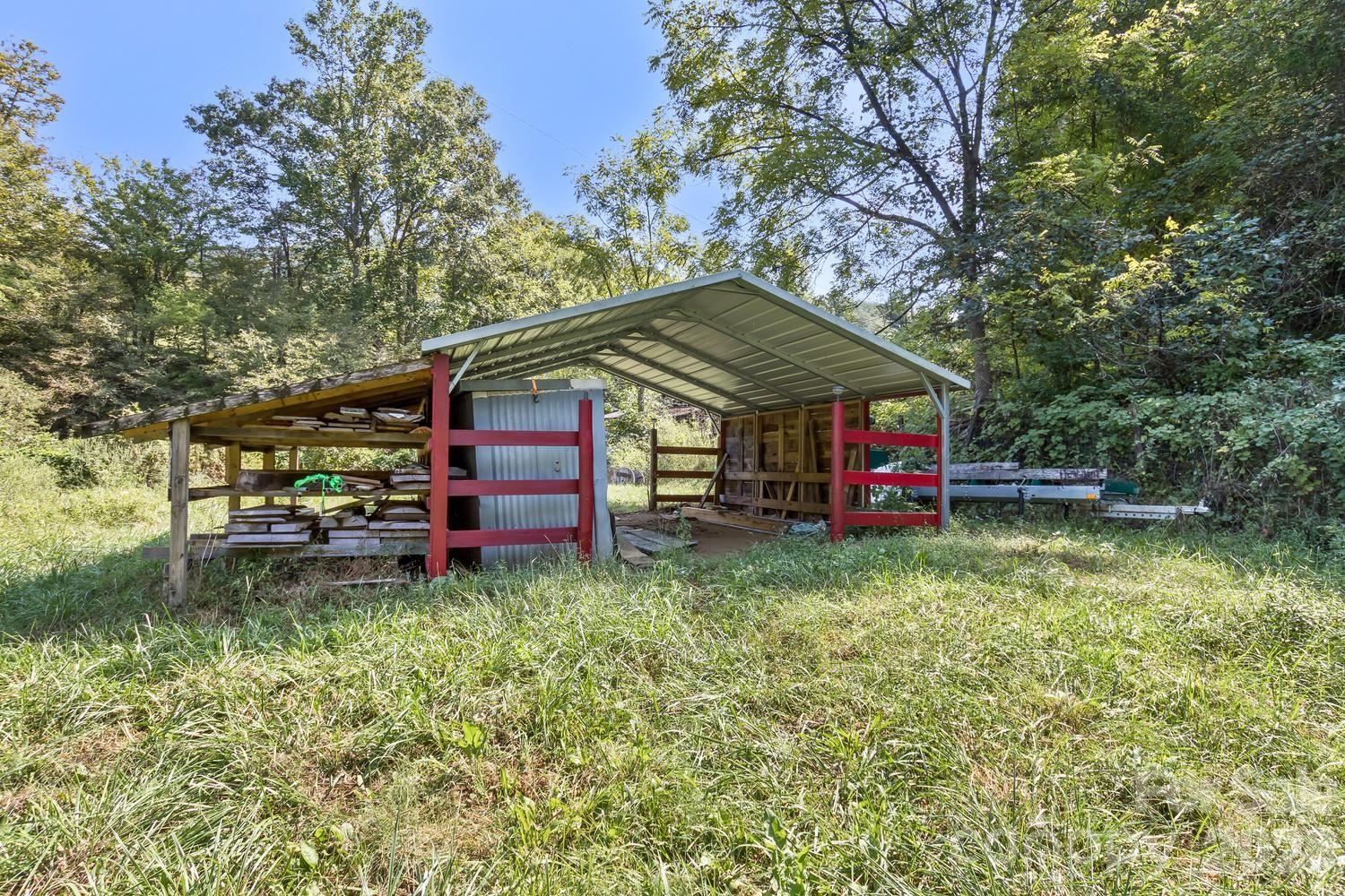 224a Allen Drive Property Photo 5