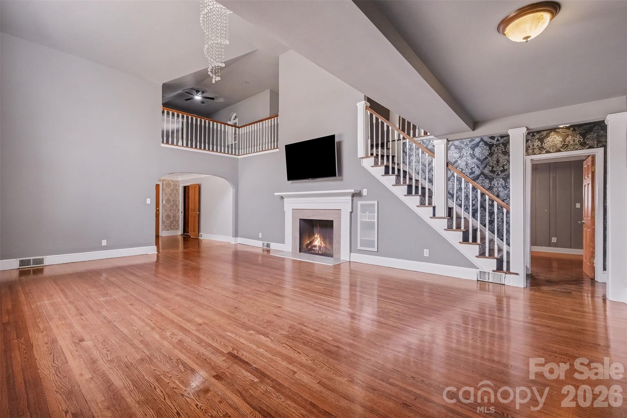 5914 Hanna Court Property Photo 9