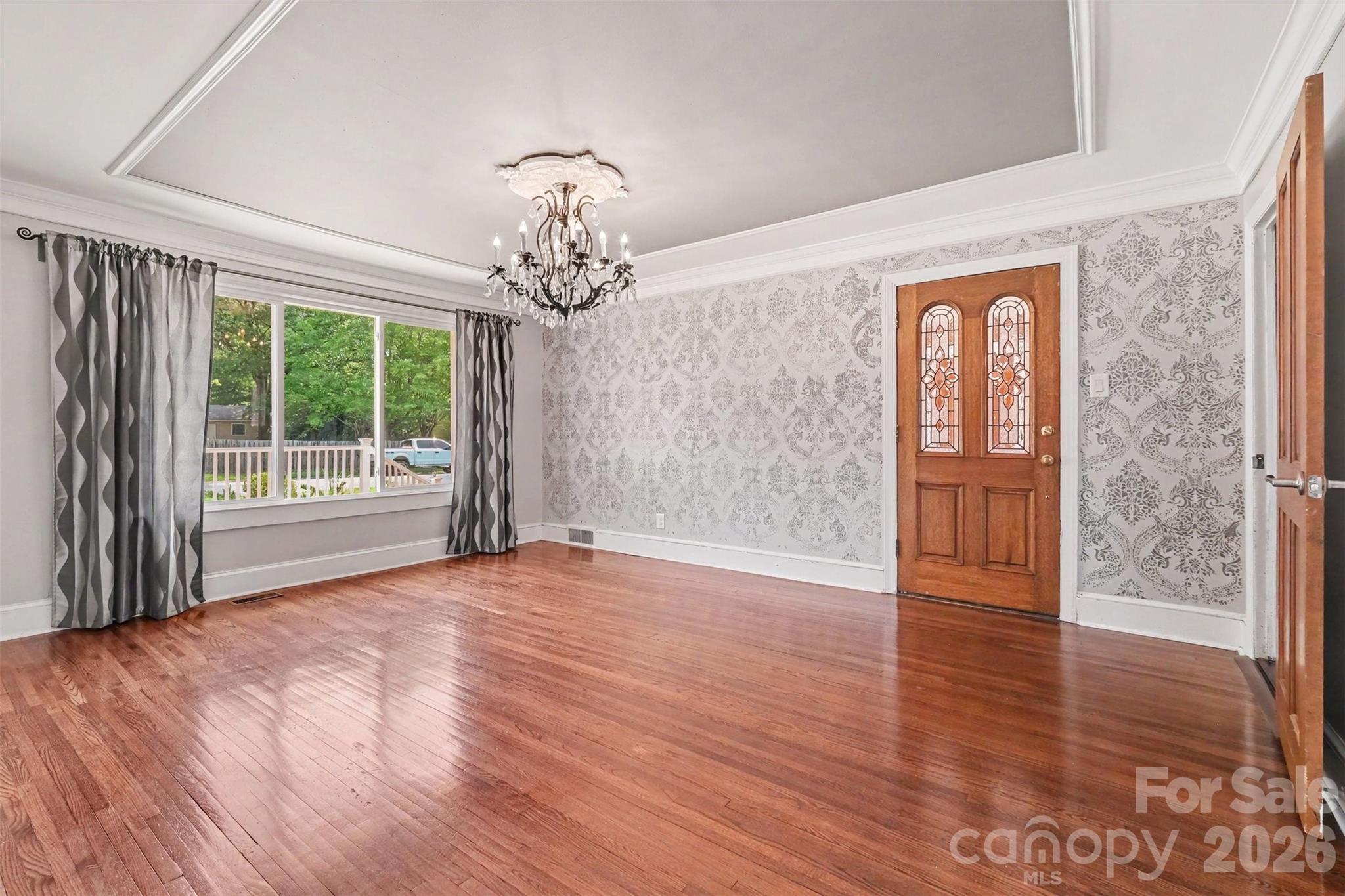 5914 Hanna Court Property Photo 12