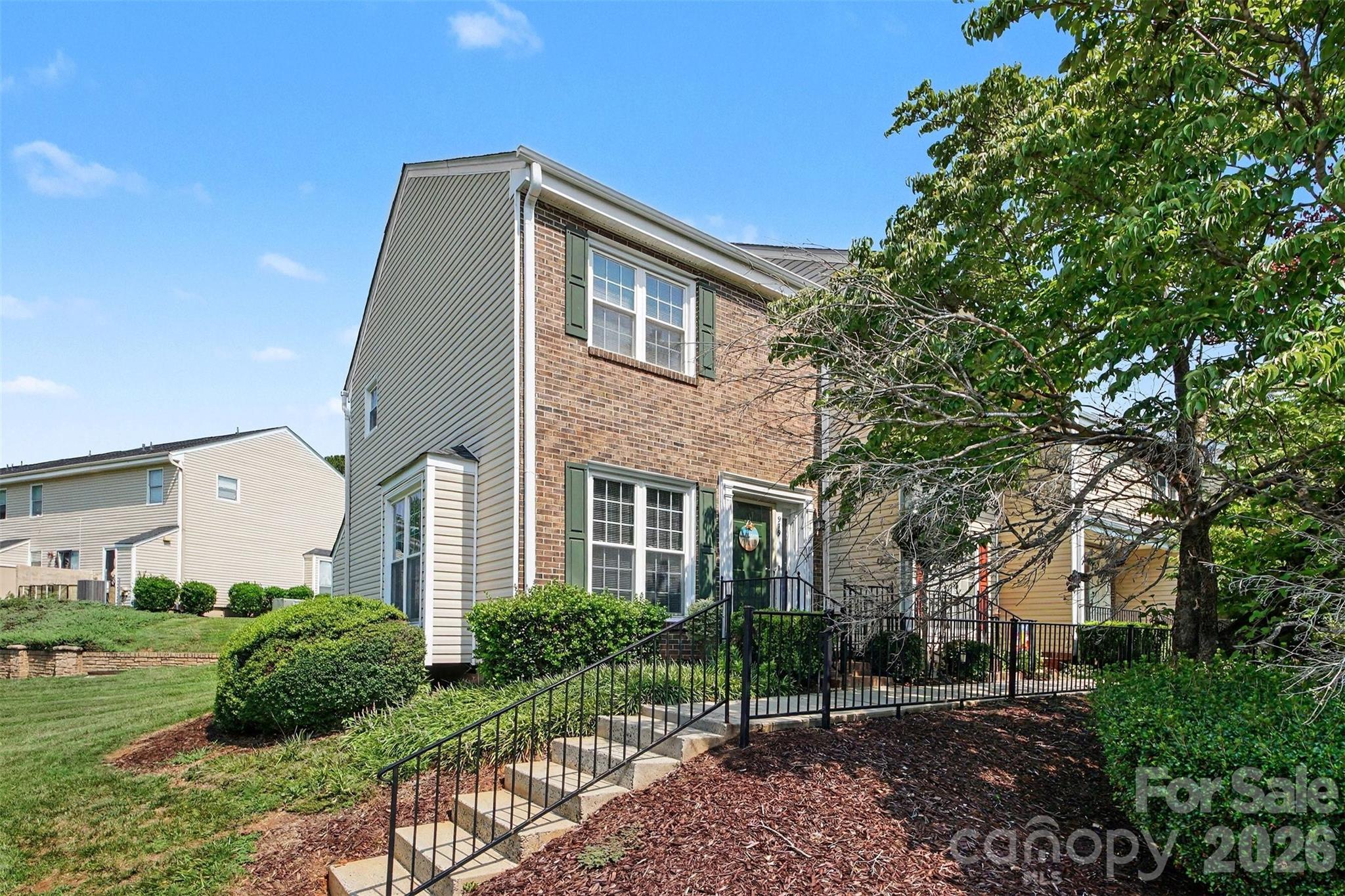 979 Surry Lane A Property Photo 1