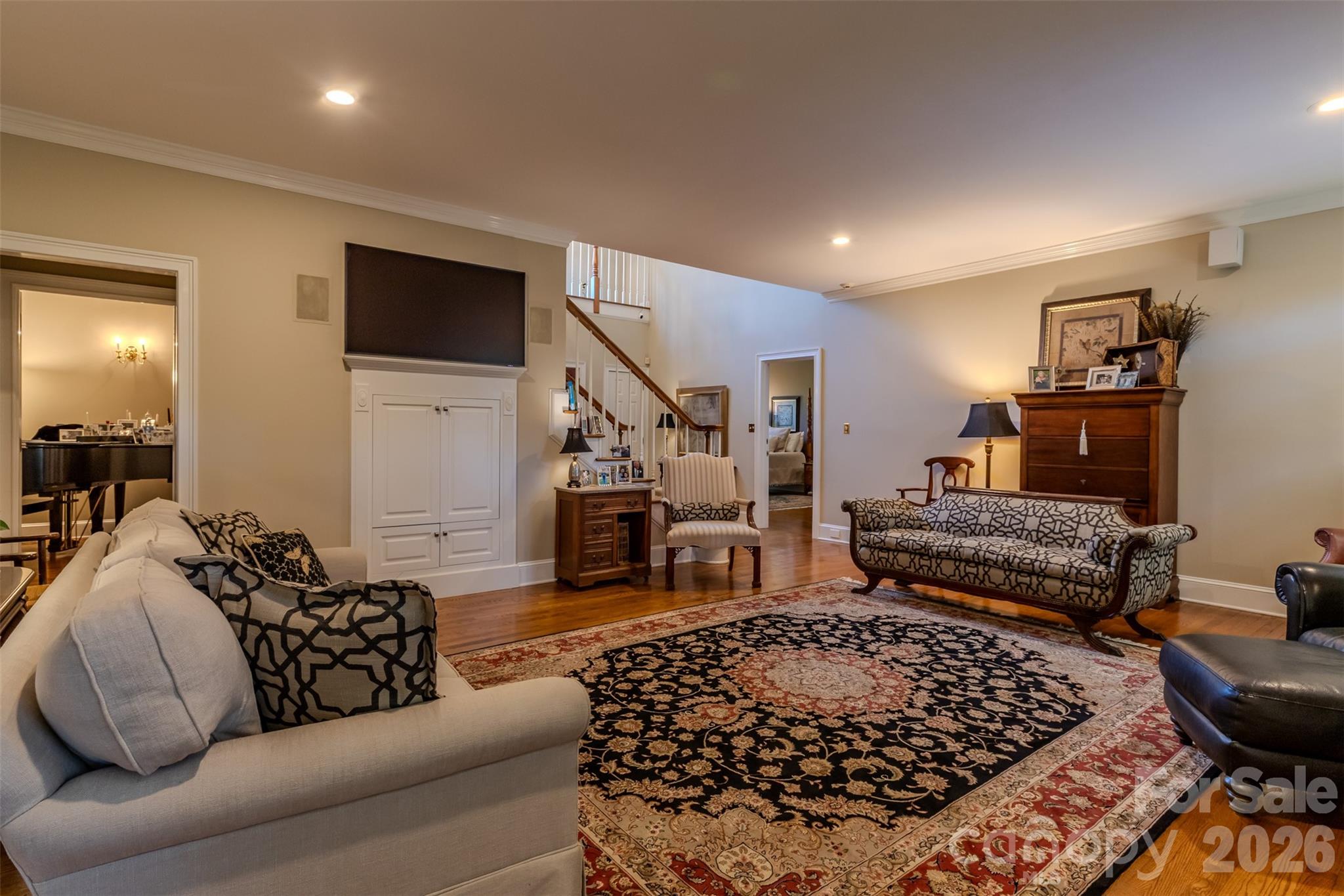 504 Downing Drive Property Photo 10