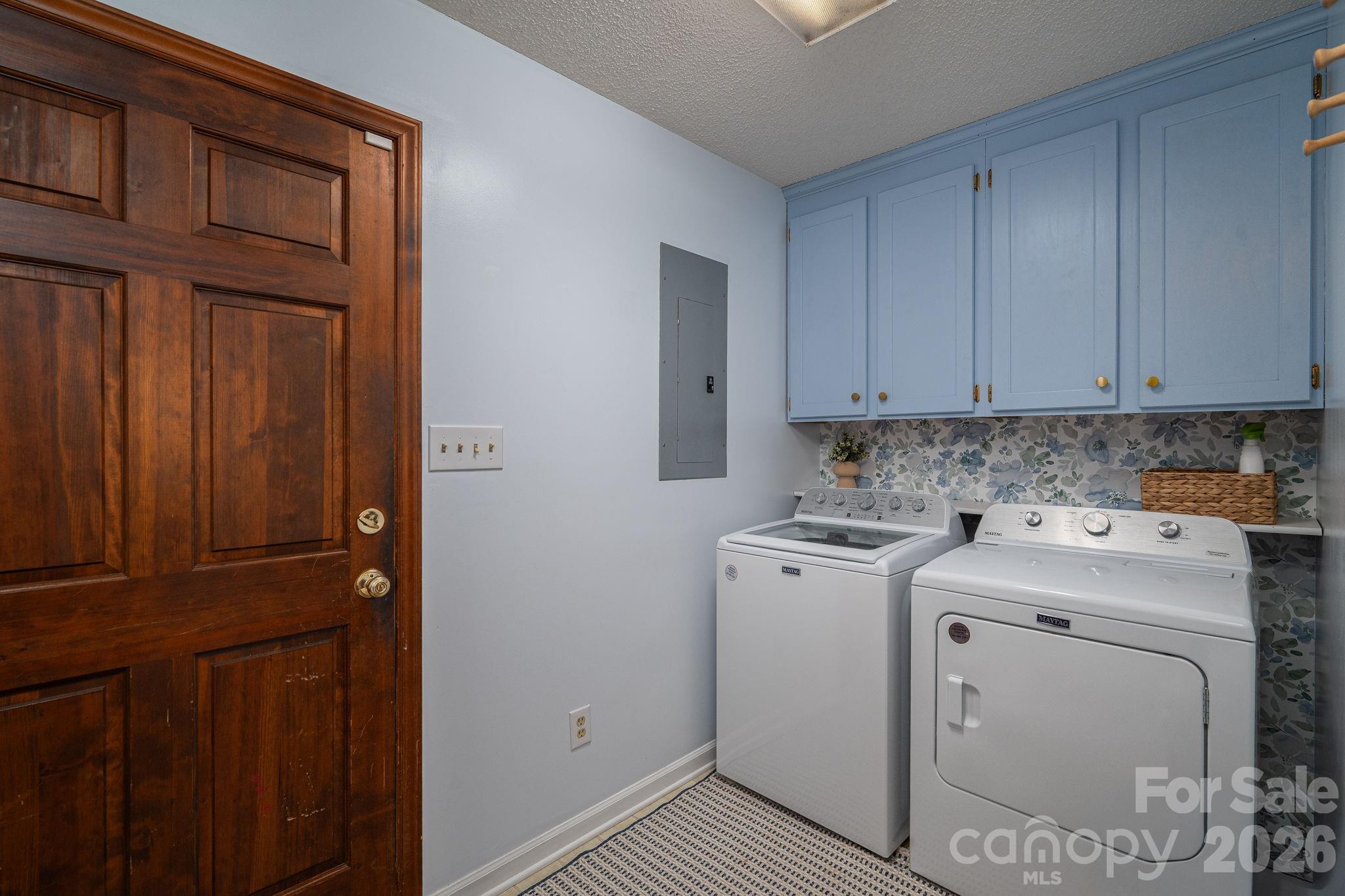 2610 Prince Drive Property Photo 12