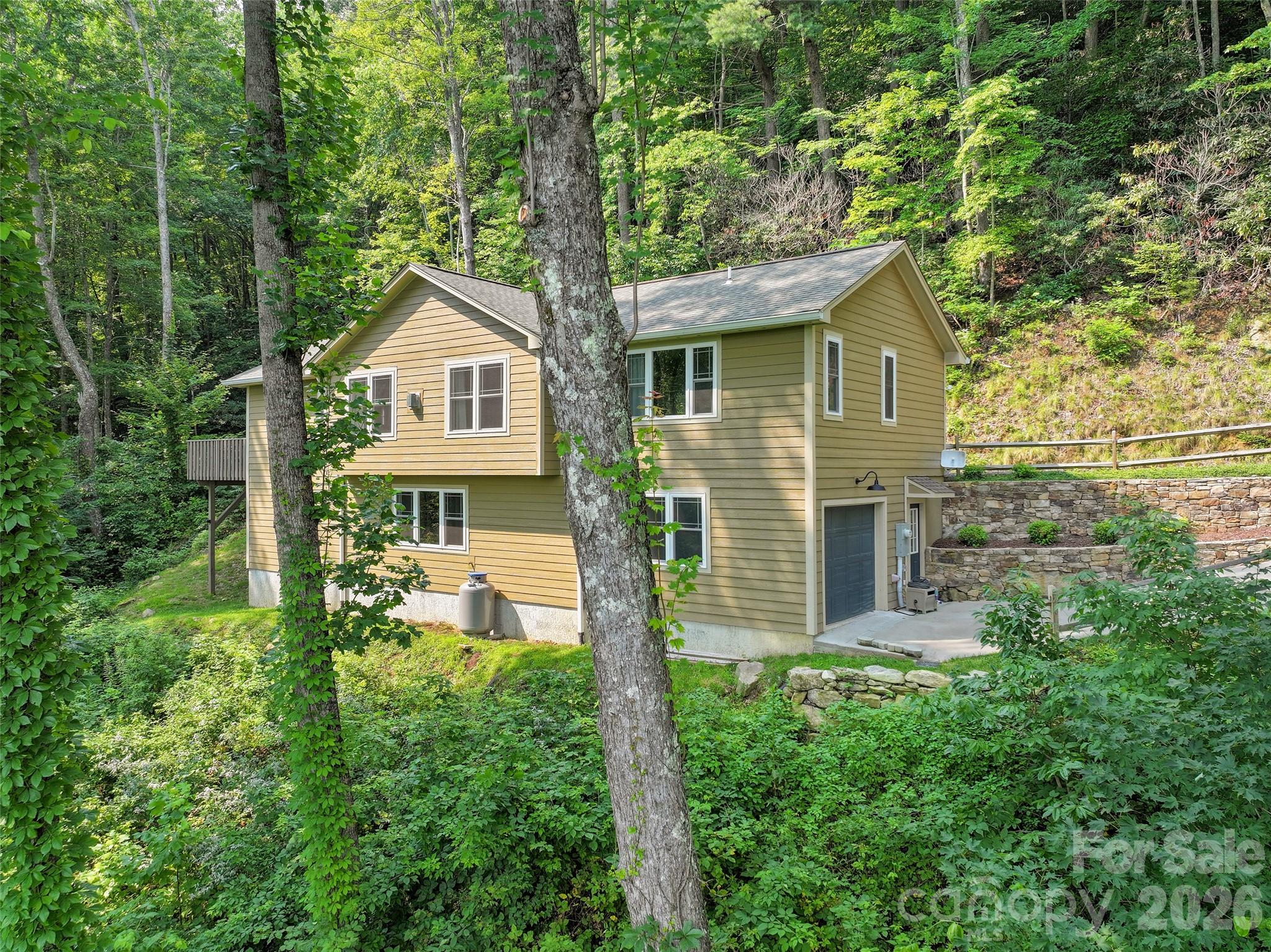 297 Triple Creek Drive Property Photo 1