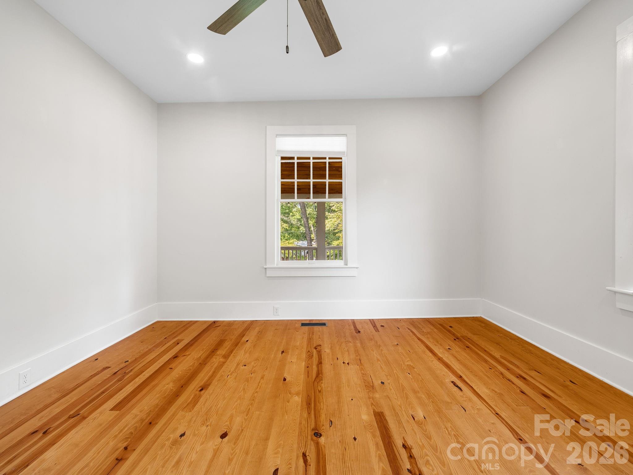 143 Broadway Avenue Property Photo 22