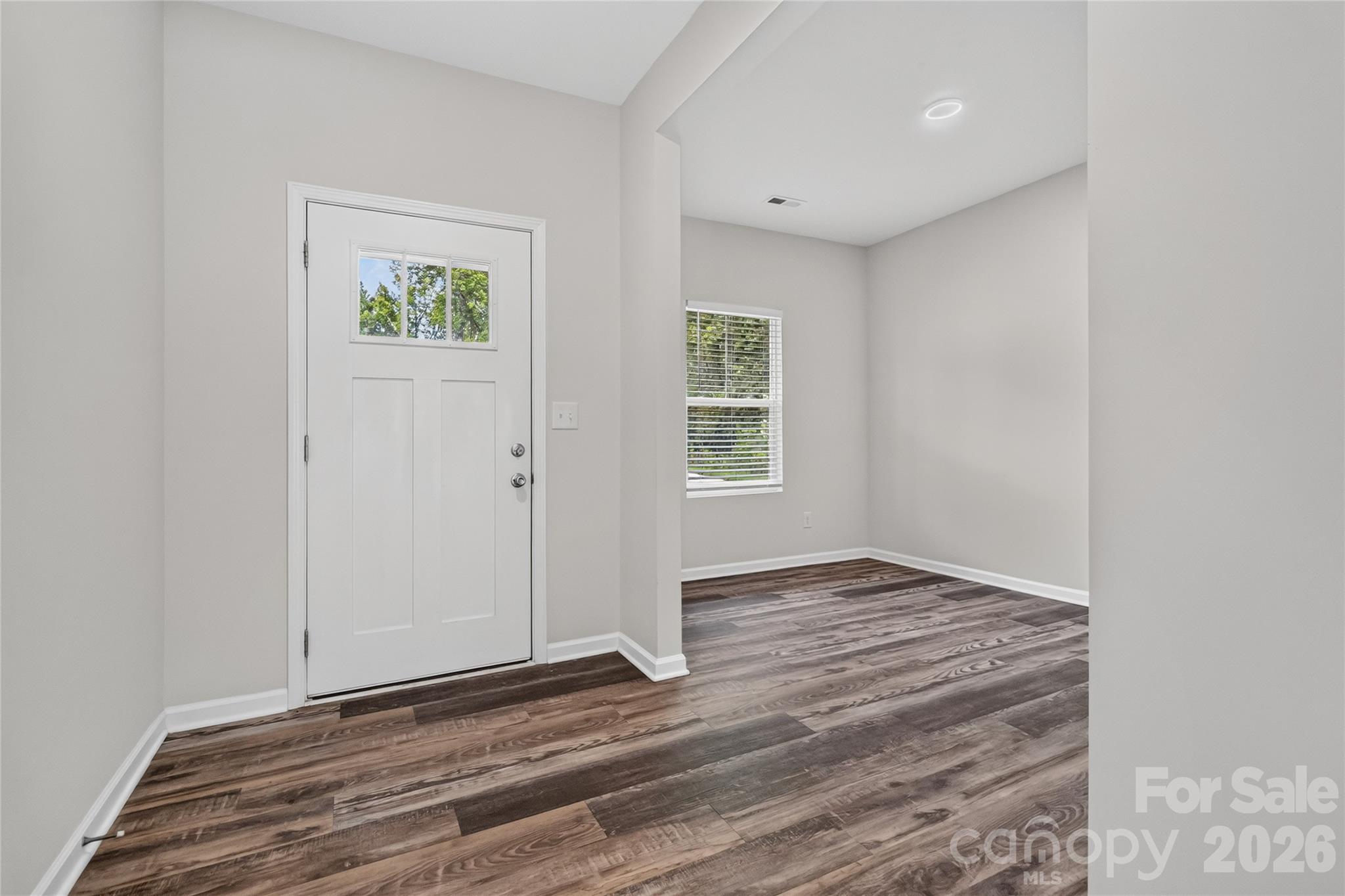 124 Fosters Glen Place Property Photo 3