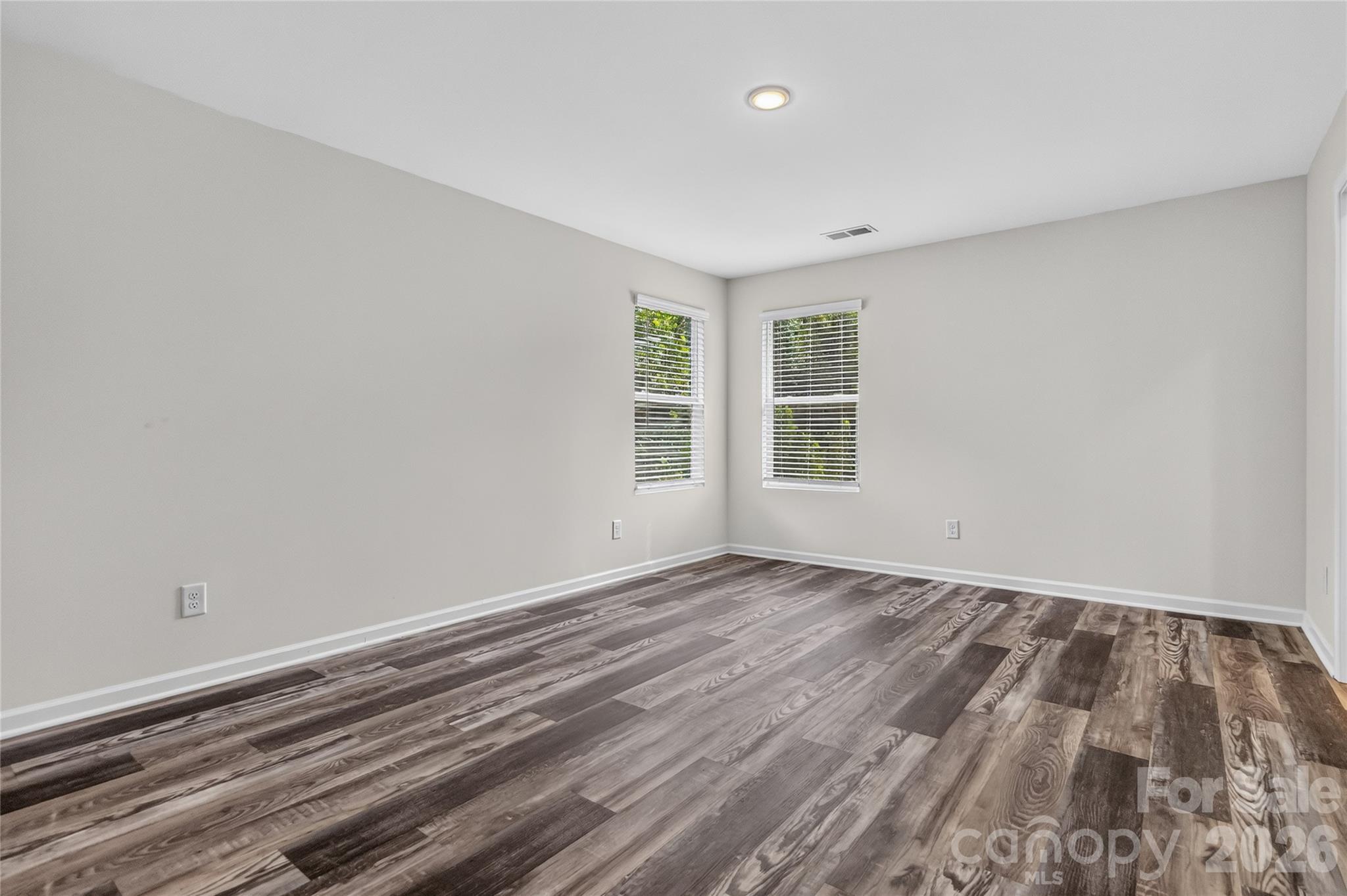 124 Fosters Glen Place Property Photo 14