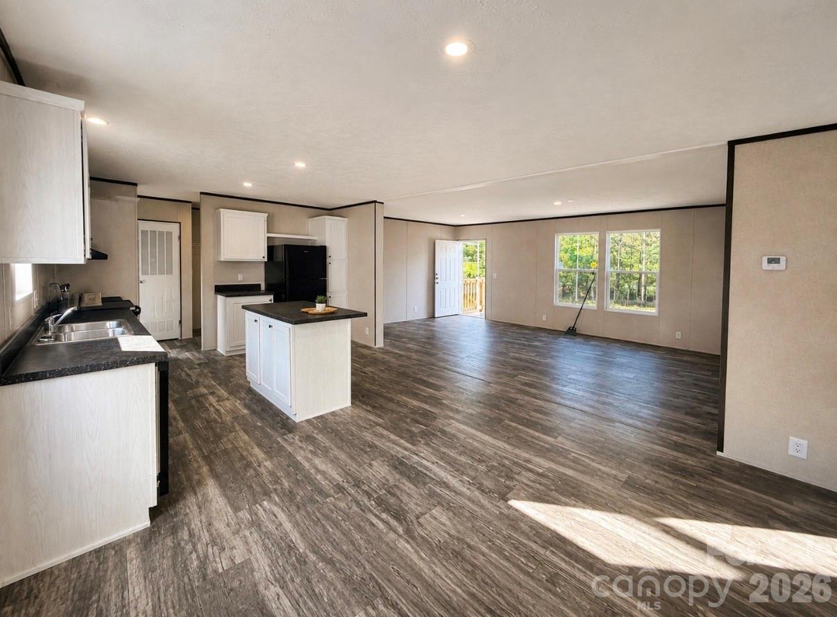 5932 Shirley Road Property Photo 6