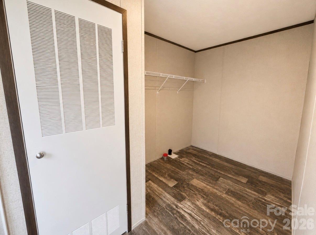 5932 Shirley Road Property Photo 9