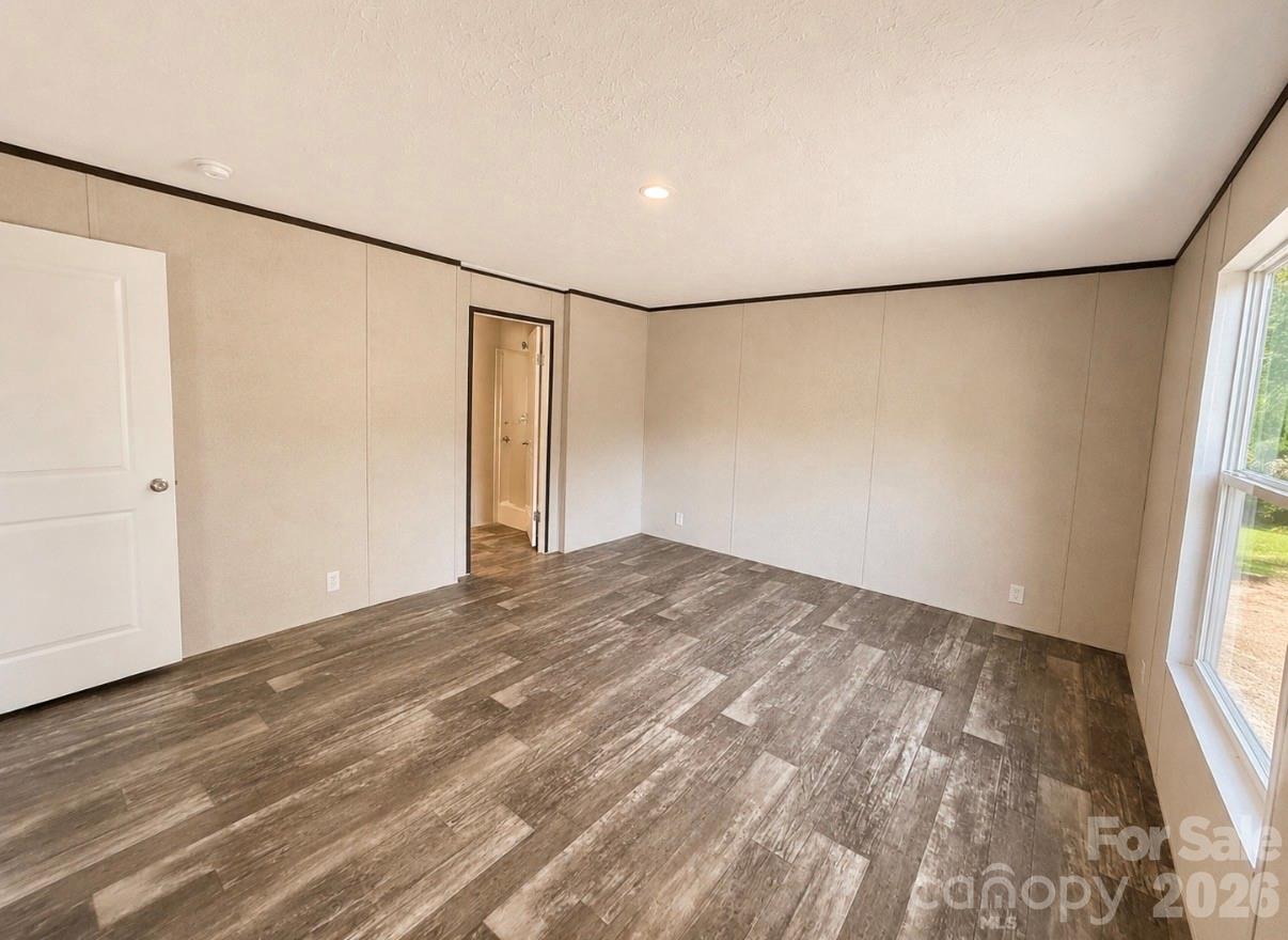 5932 Shirley Road Property Photo 12