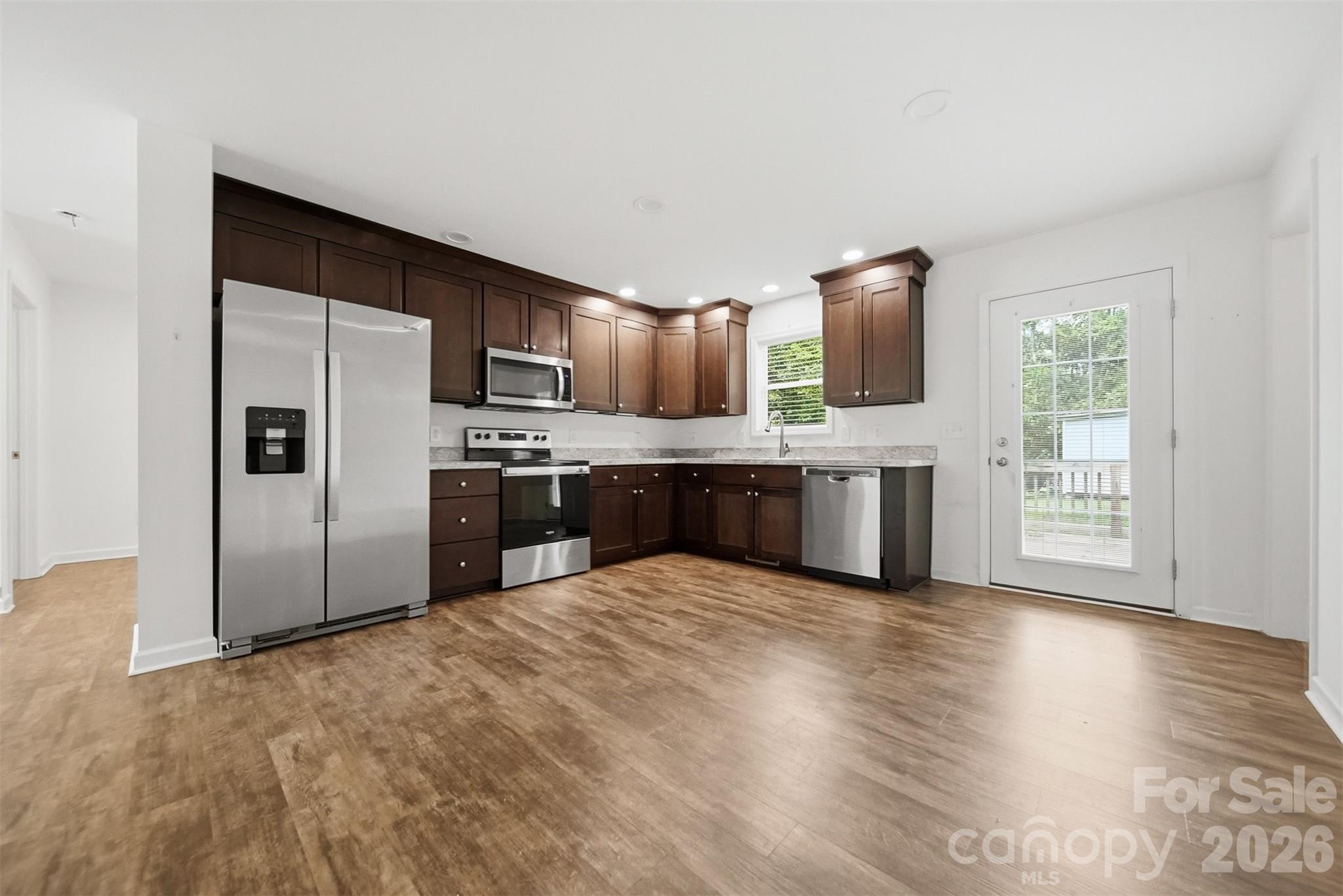 117 Falls Street Property Photo 10