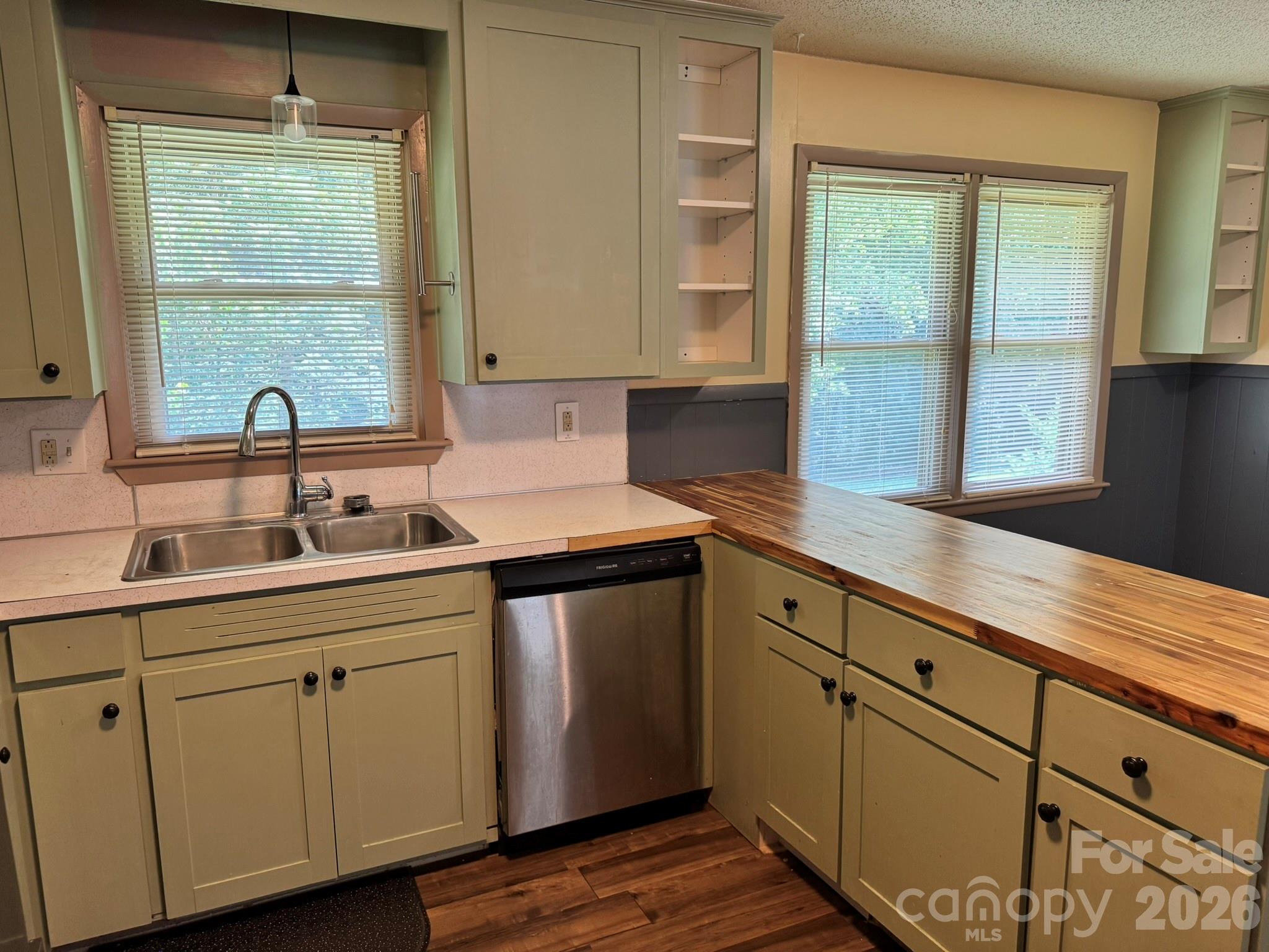 85 Meadowcreek Loop Property Photo 11