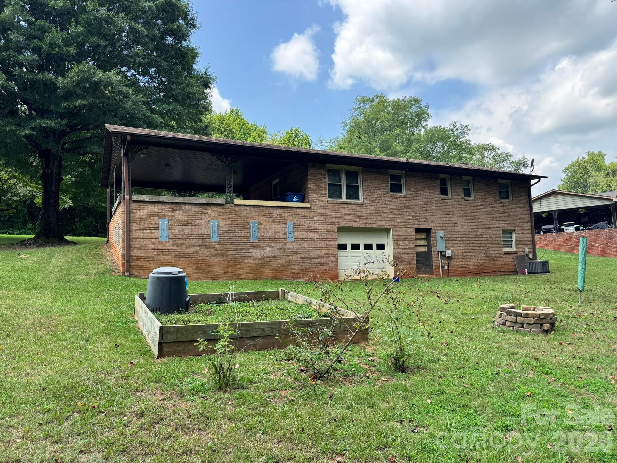 85 Meadowcreek Loop Property Photo 30
