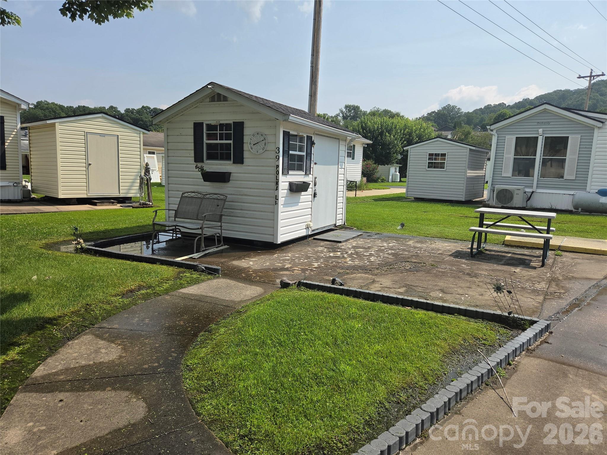39 Polka Lane Property Photo 3