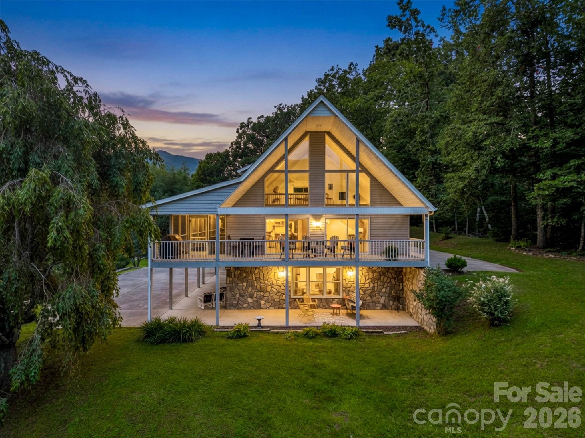 450 Windom Cove Property Photo 1