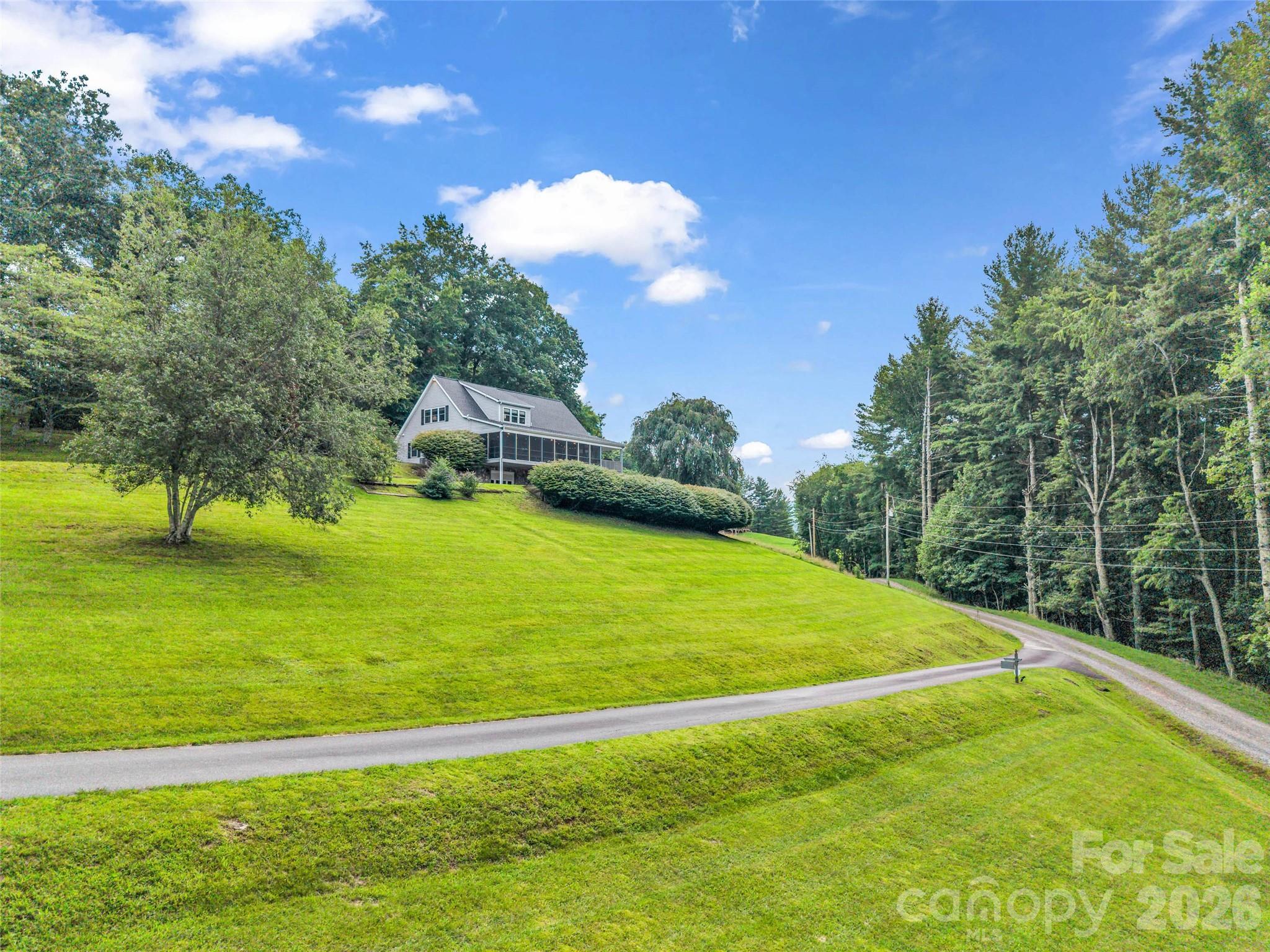 450 Windom Cove Property Photo 7