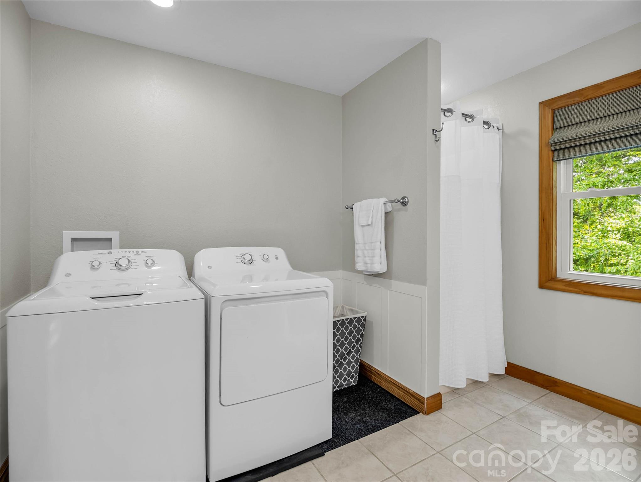 450 Windom Cove Property Photo 26
