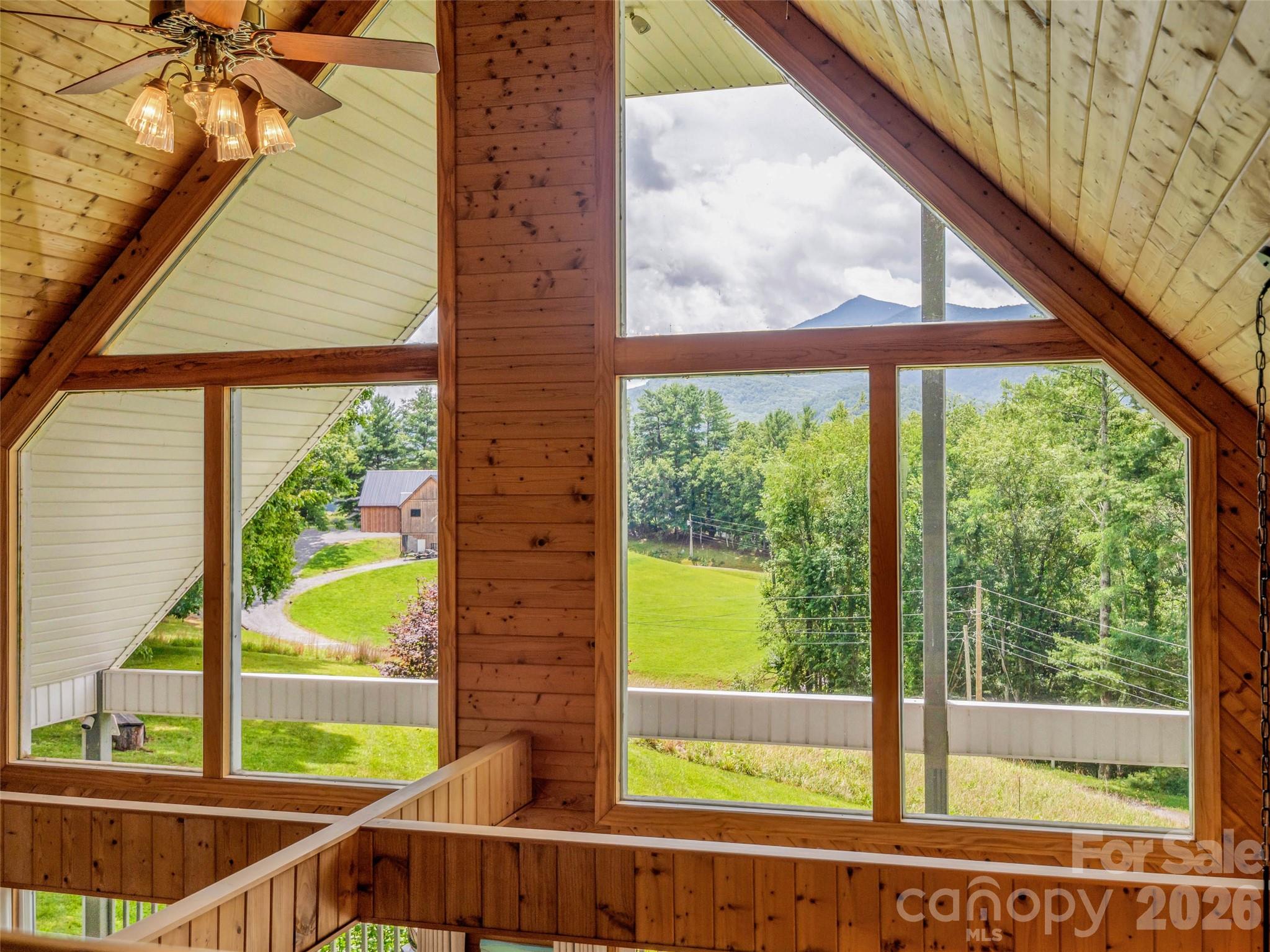 450 Windom Cove Property Photo 27