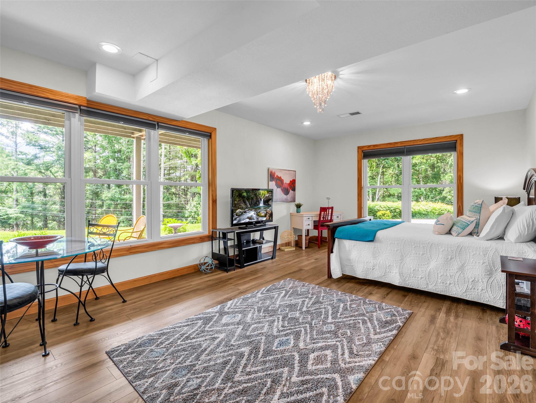 450 Windom Cove Property Photo 29