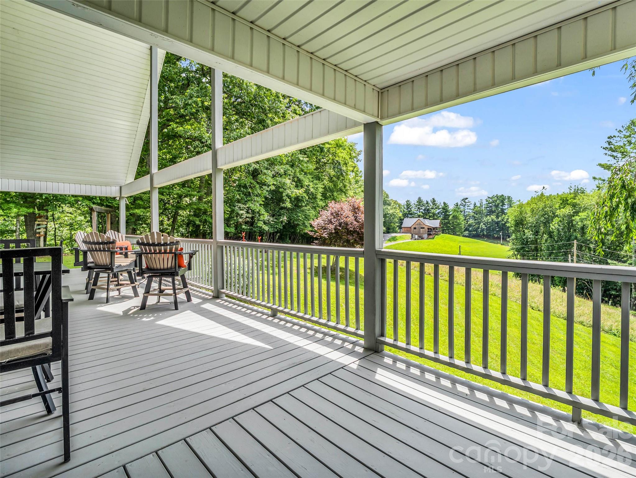 450 Windom Cove Property Photo 39