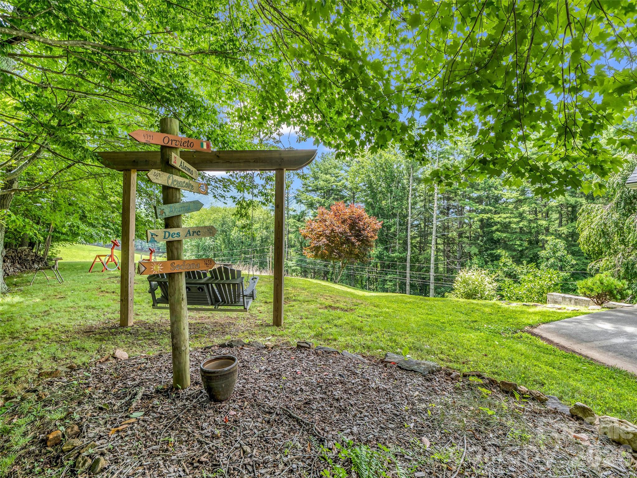 450 Windom Cove Property Photo 43