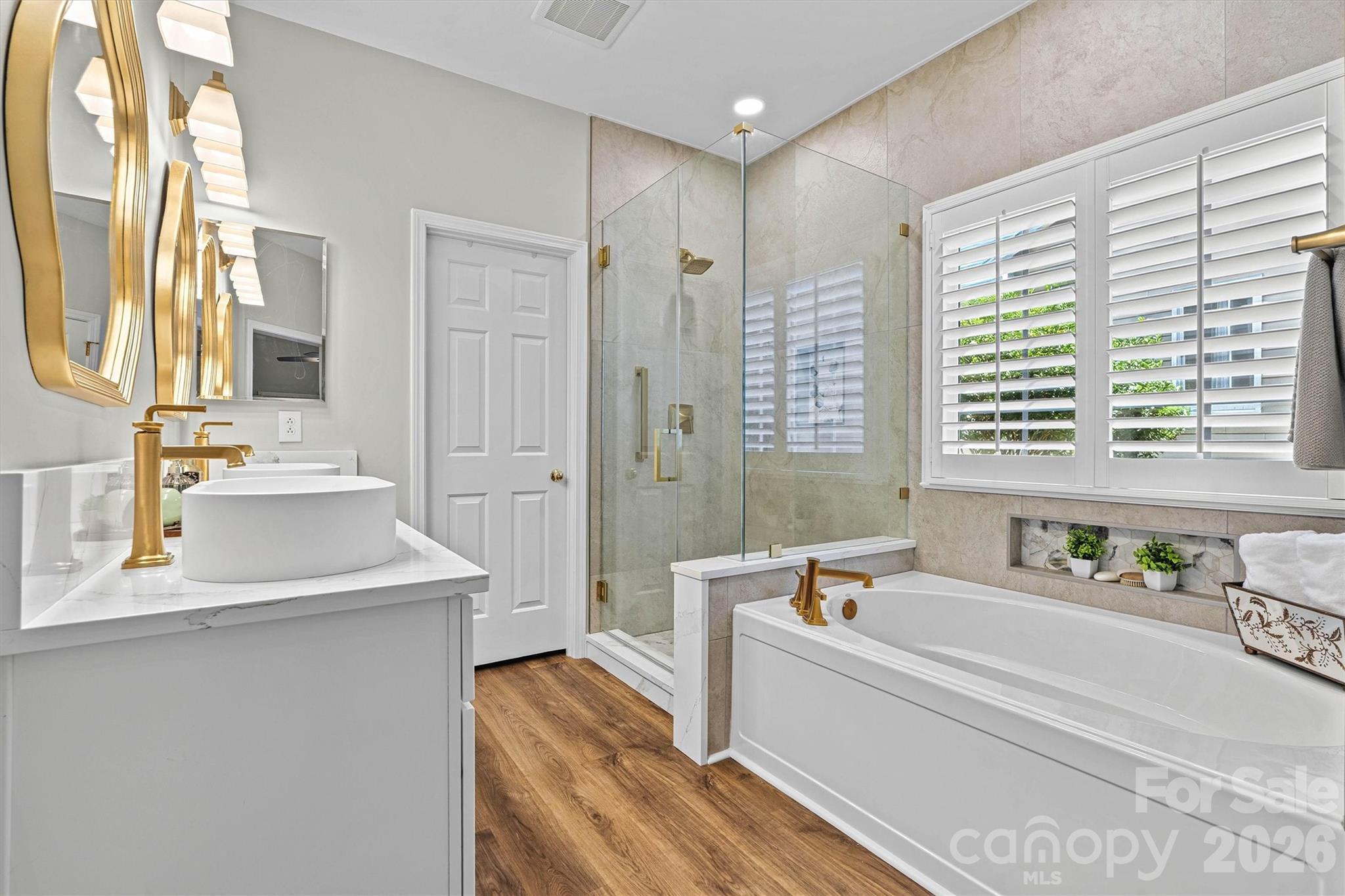 8810 Oakham Street Property Photo 20