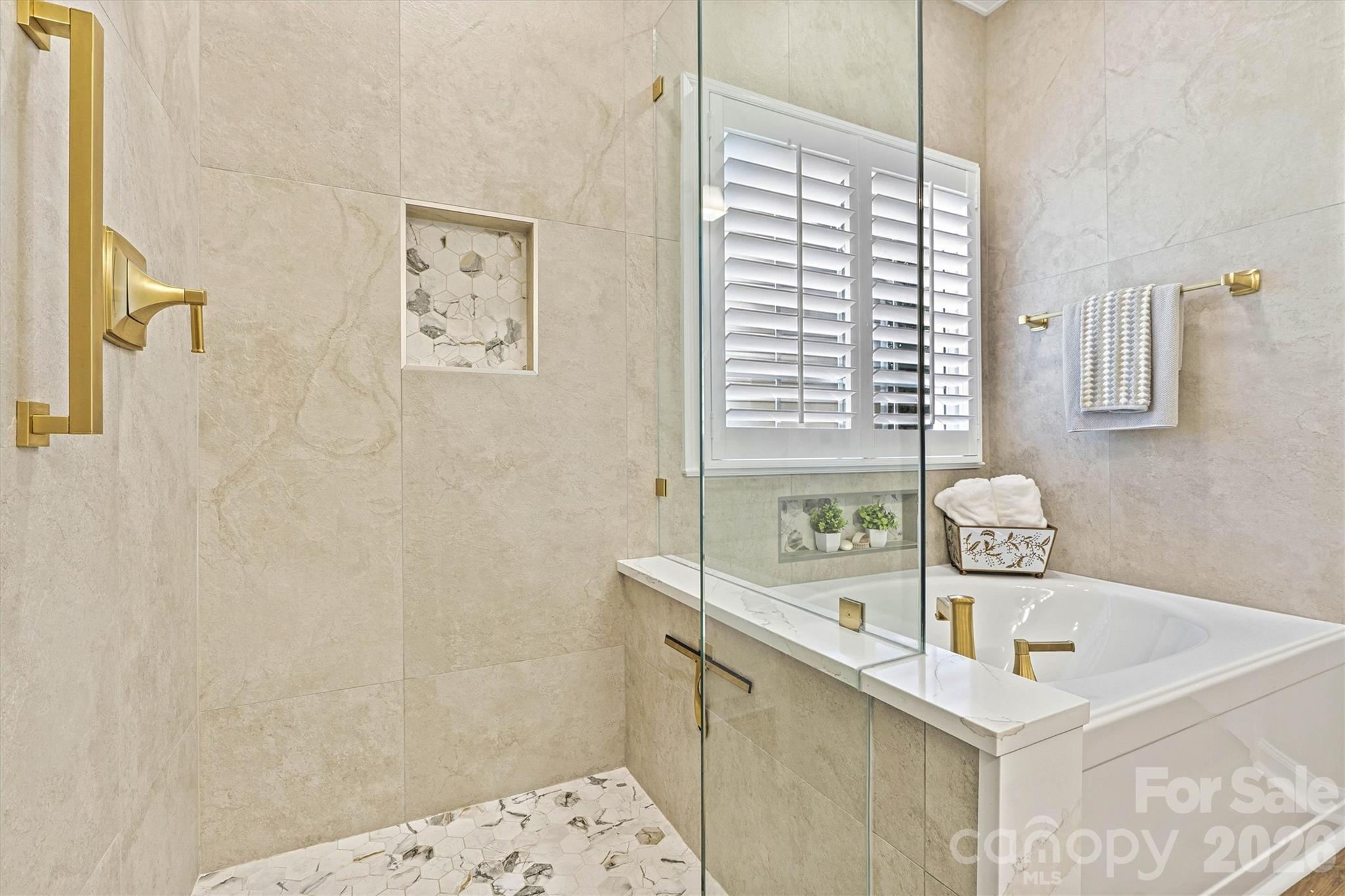 8810 Oakham Street Property Photo 22