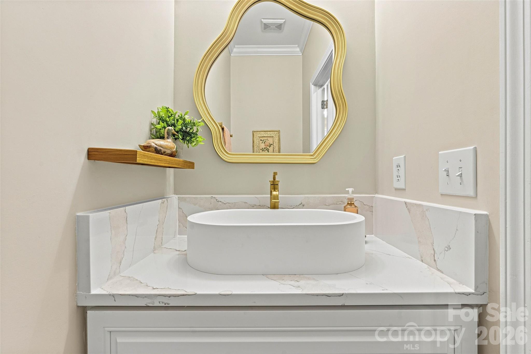 8810 Oakham Street Property Photo 23