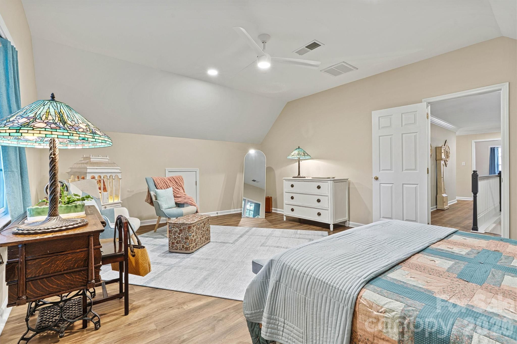 8810 Oakham Street Property Photo 26