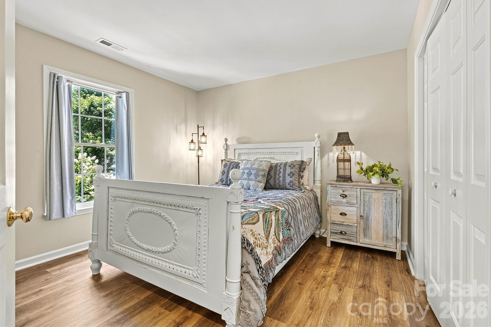 8810 Oakham Street Property Photo 29