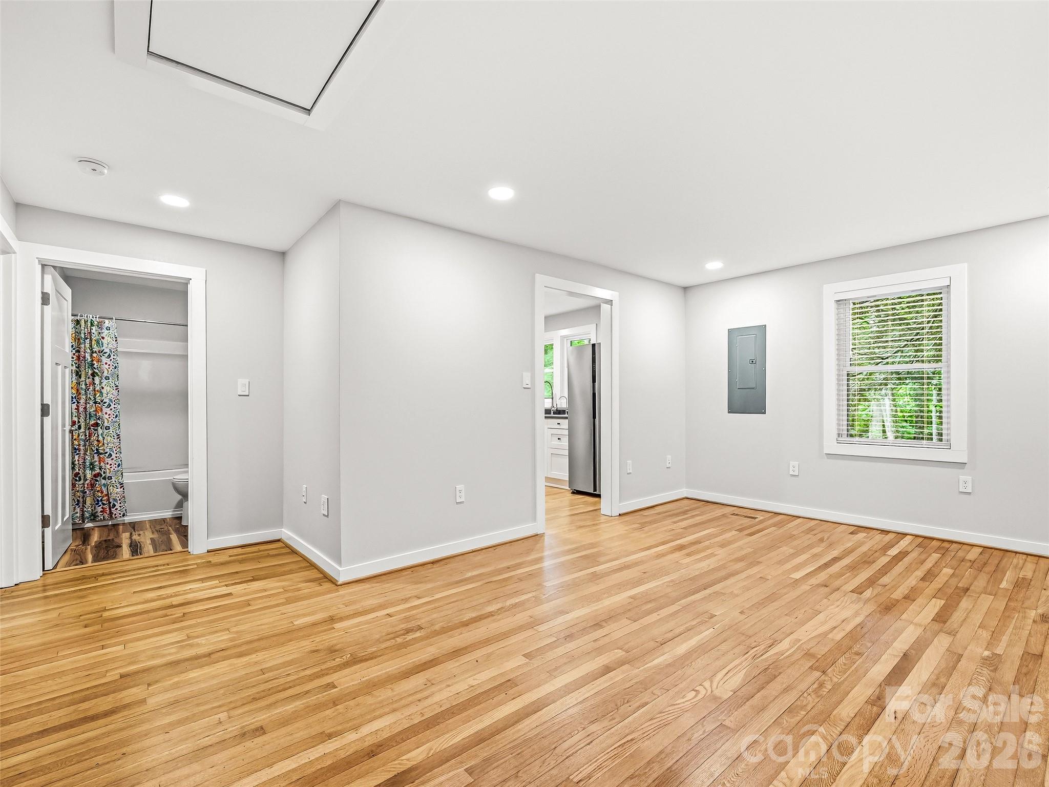 468 Governors View Road Property Photo 8